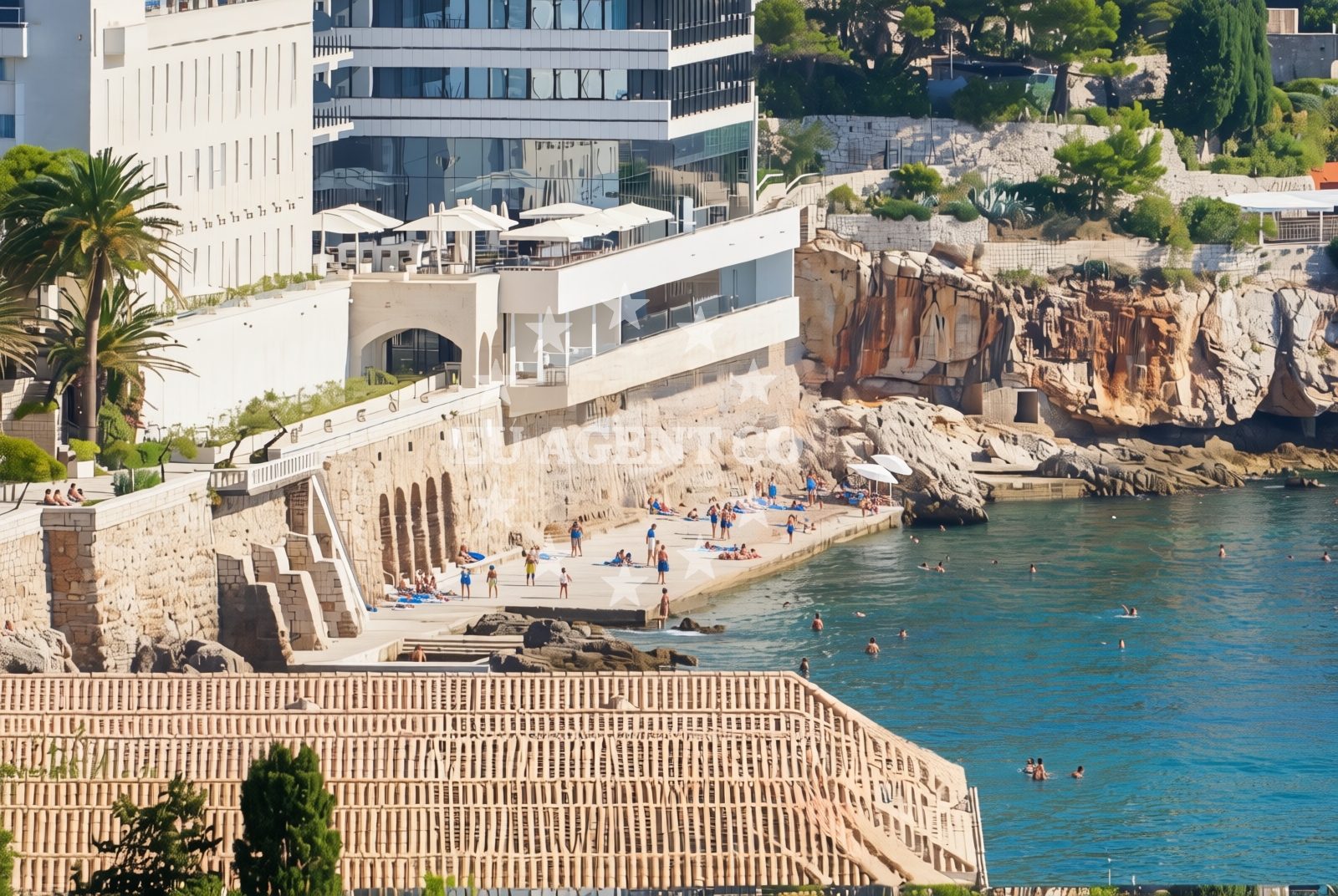 Overview of Komolac: beaches and coves in Komolac