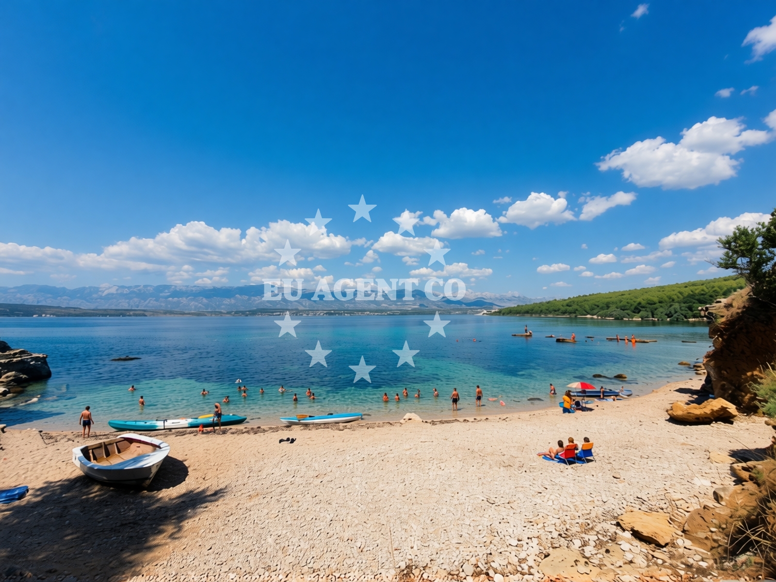 Overview of Korala Beach in Rajka Nekića 3, Paljuv
