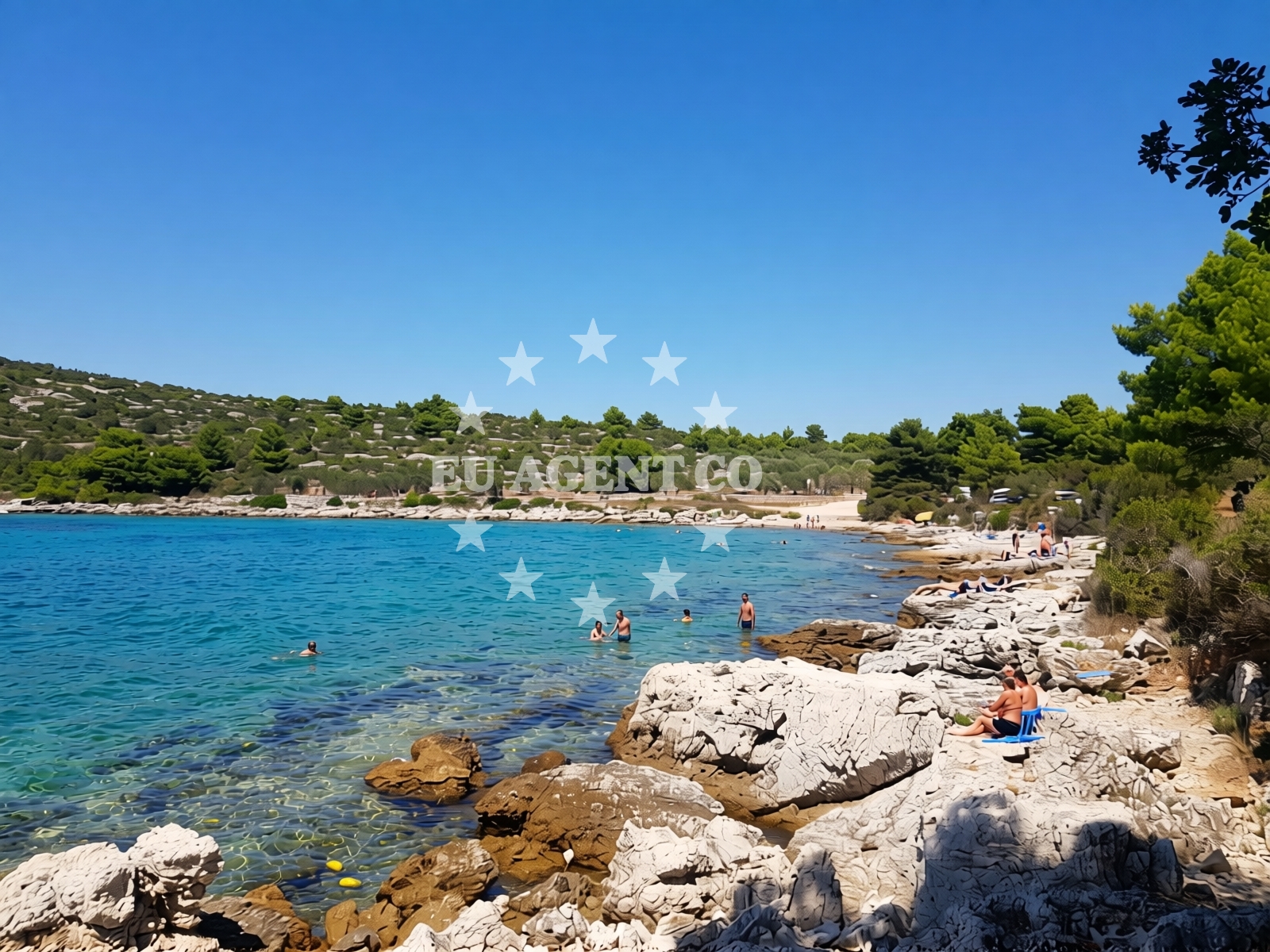 Shoreline and swimming area at Koromasna uvala in Hrvatska, Jezera