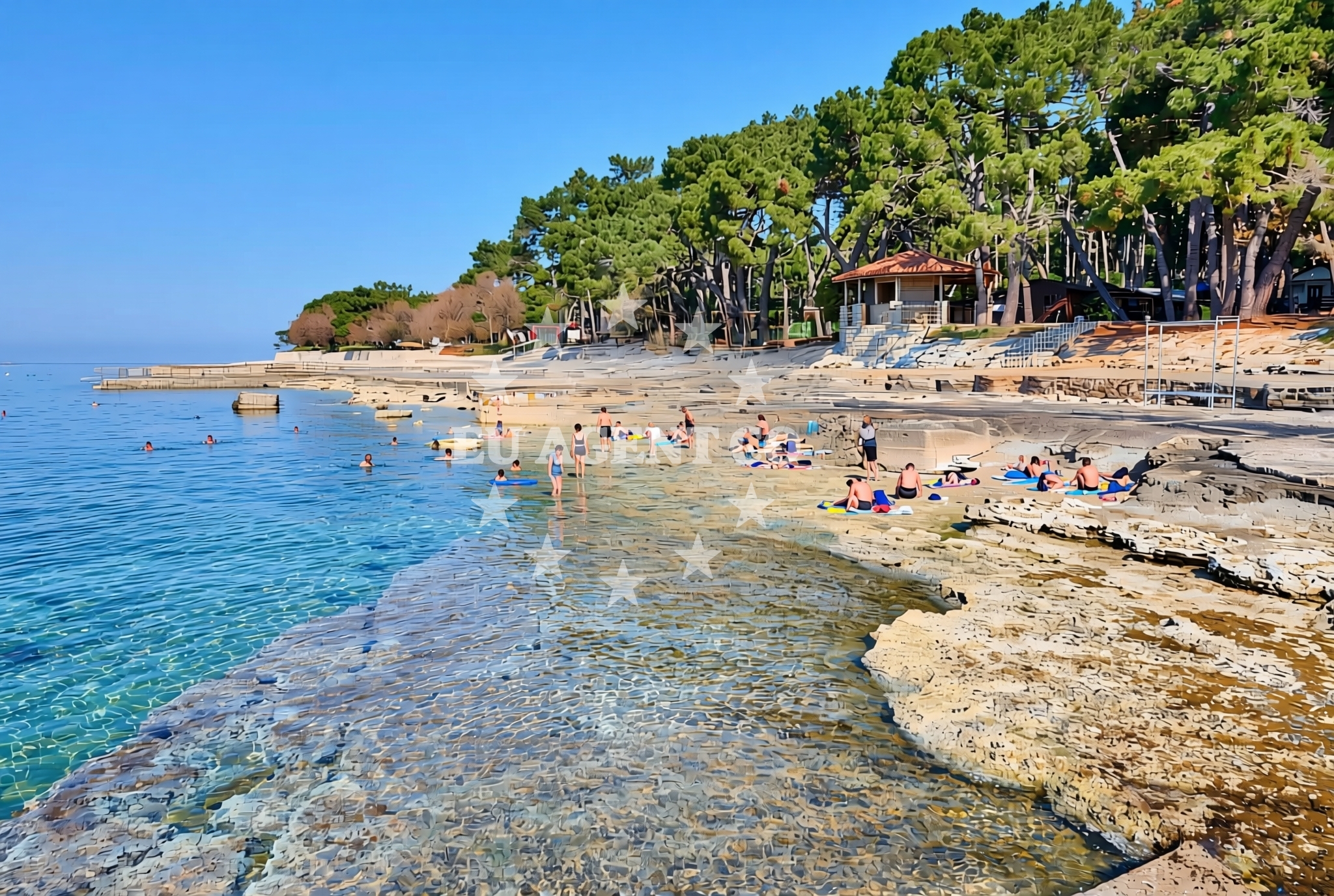 Beach facilities and surroundings at Kostanjija (Kastanija) jug, Novigrad (Istarska županija) Beach in Kostanjija (Kastanija) jug