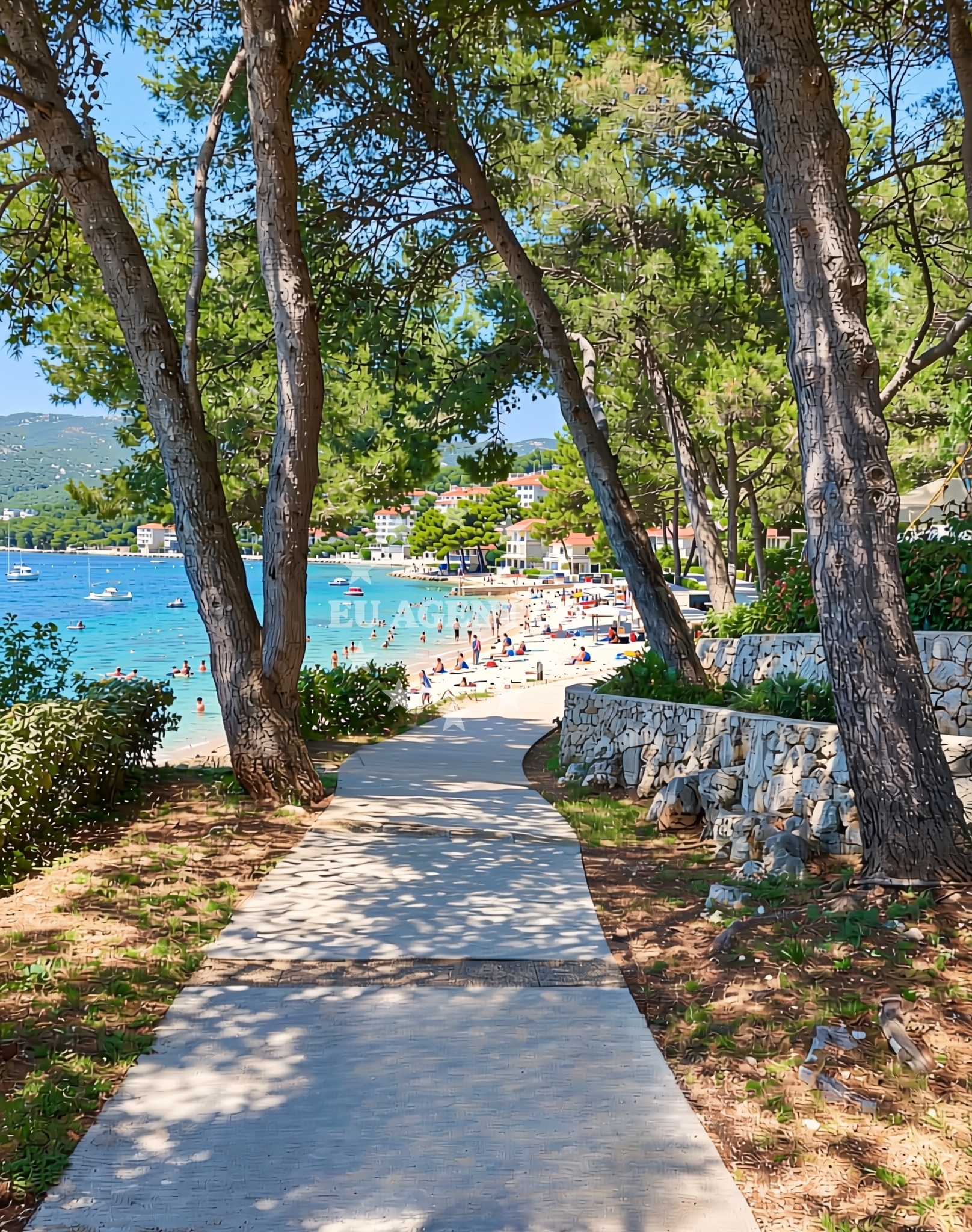 Beach facilities and surroundings at Kovačine FKK, Cres (Cres) Beach in Kovačine FKK