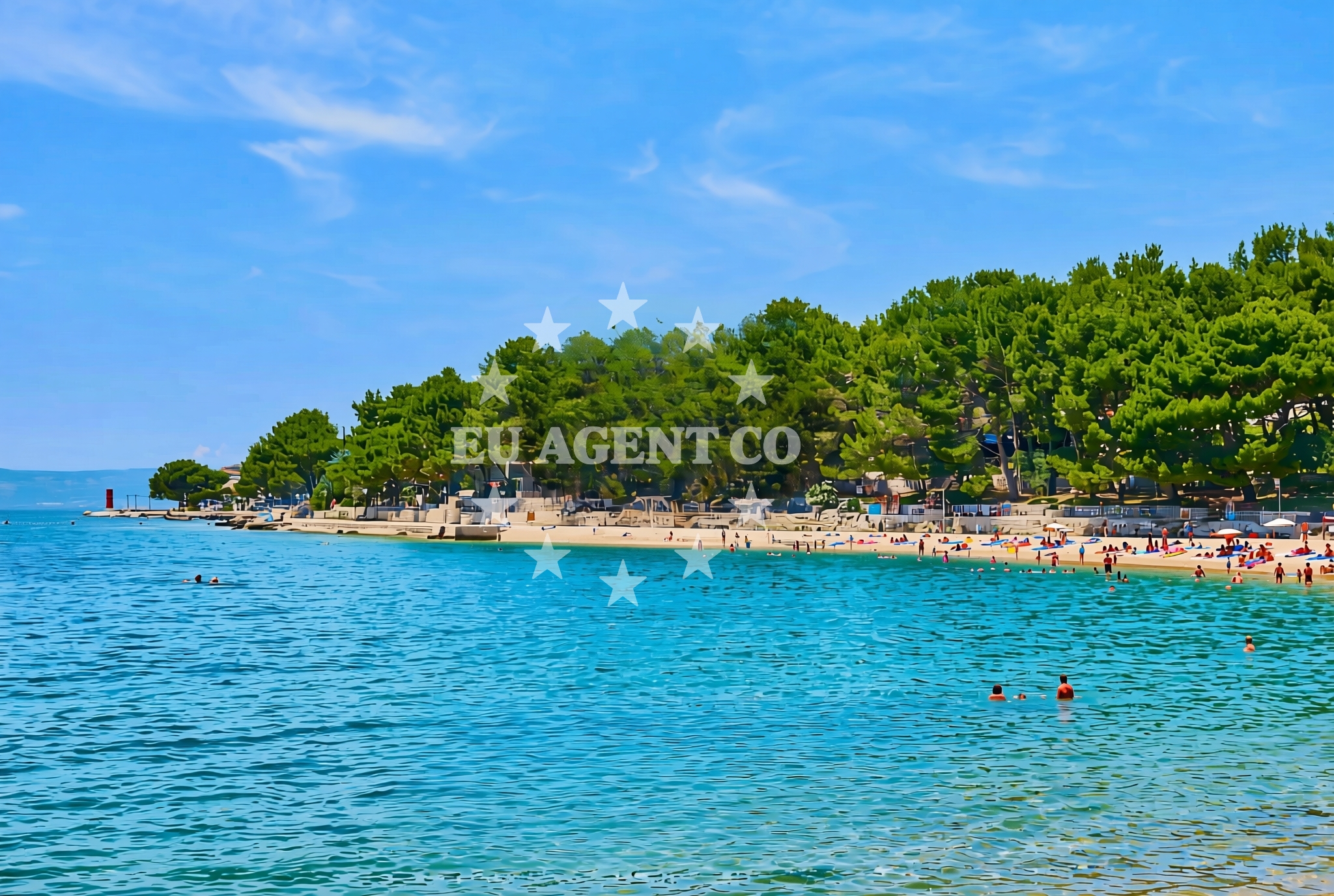 Shoreline and swimming area at Kovačine jug, Cres (Cres) Beach in Kovačine jug