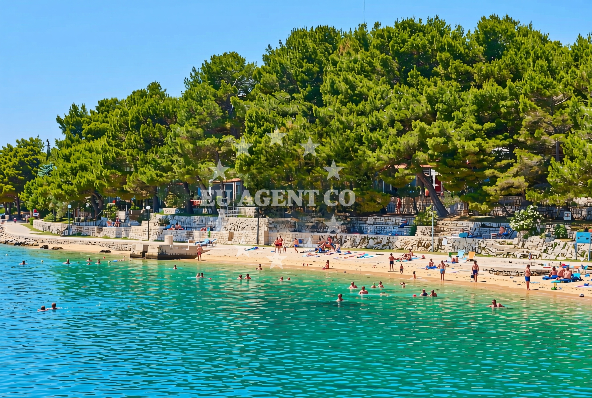 Beach facilities and surroundings at Kovačine jug, Cres (Cres) Beach in Kovačine jug