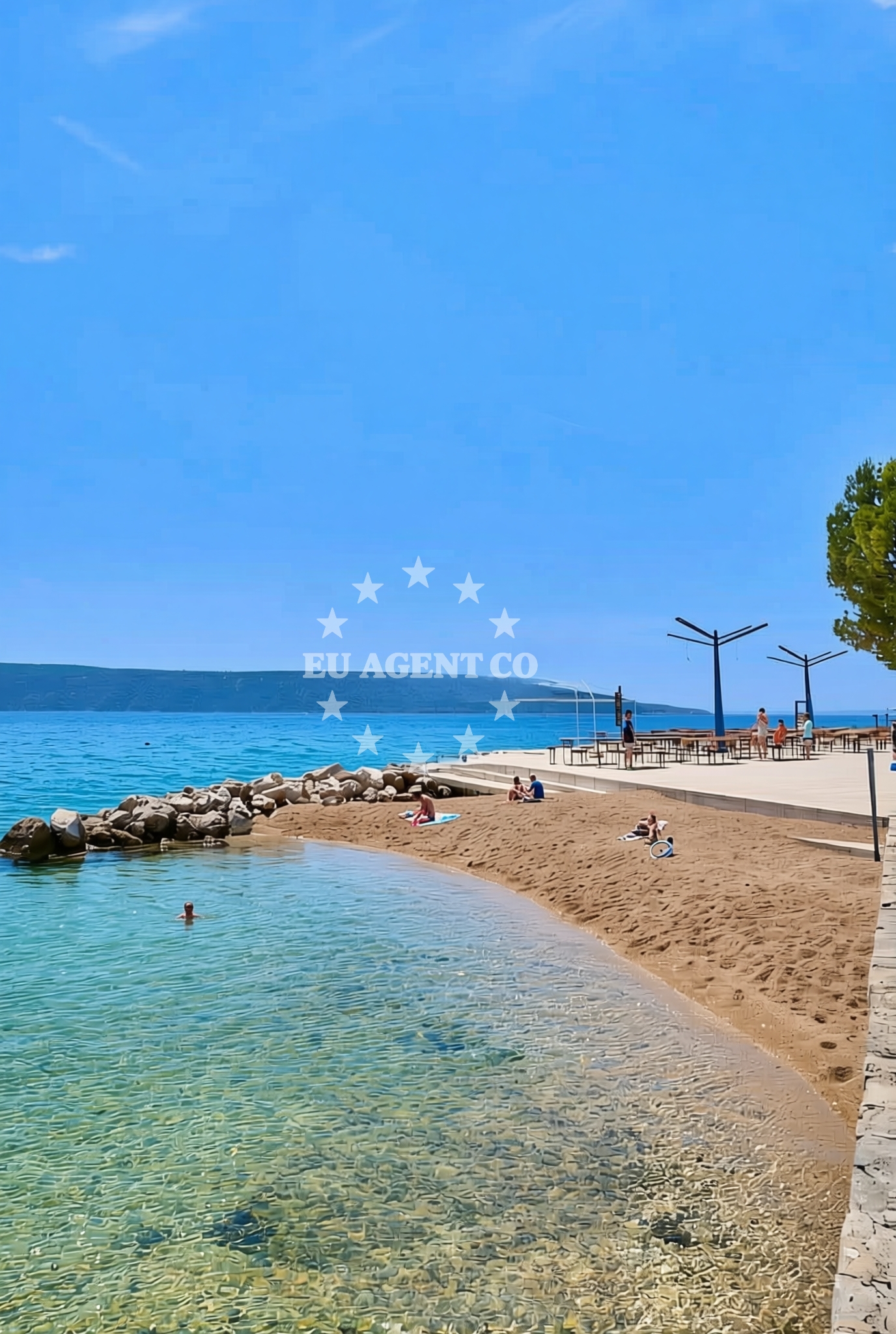 Additional view of Kovačine jug (dog beach), Cres (Cres) Beach in Kovačine jug (plaža za pse)