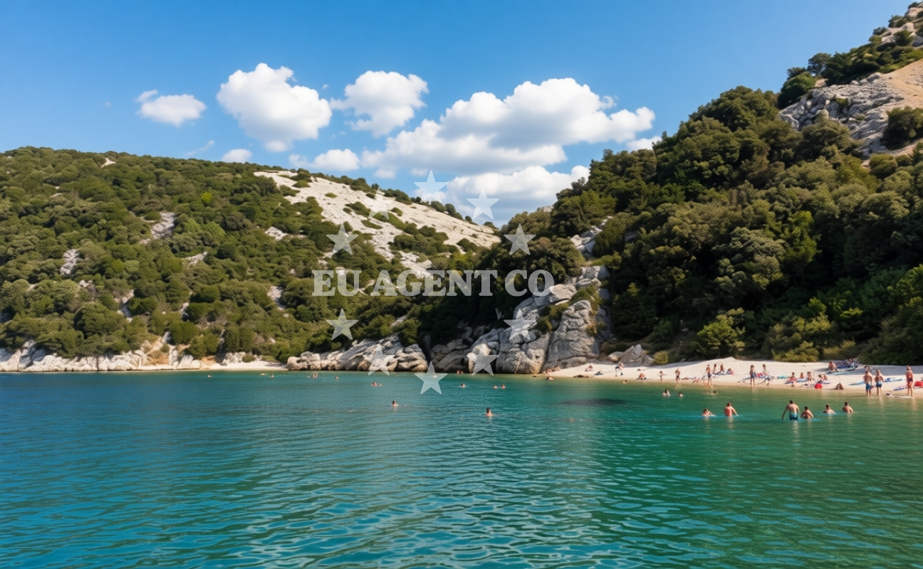 Additional view of Kozica beach in 379 Supetarska Draga, Supetarska Draga