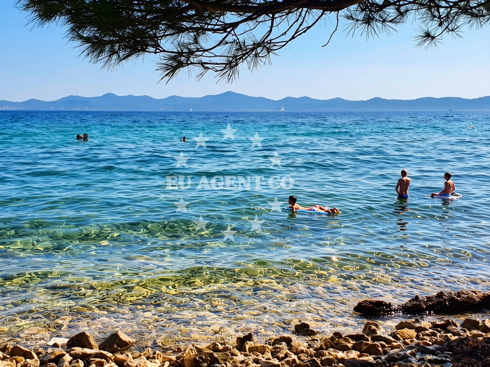 Sea and coastal view of Kozino beach in Put Špetica 13a Prizemlje, Zadar