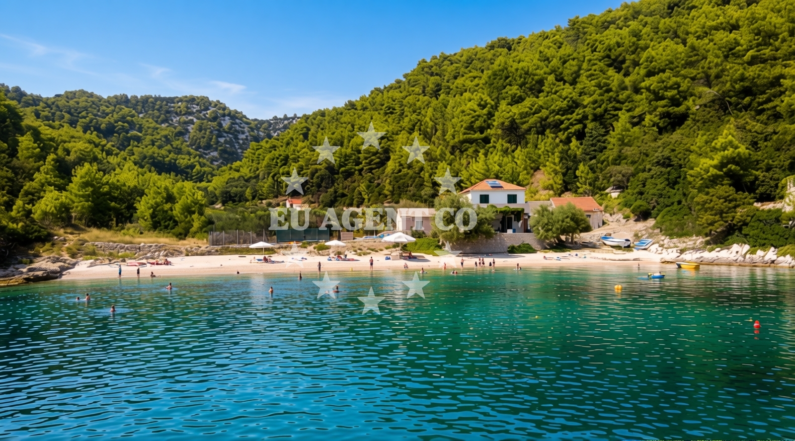 Beach facilities and surroundings at Kozja beach