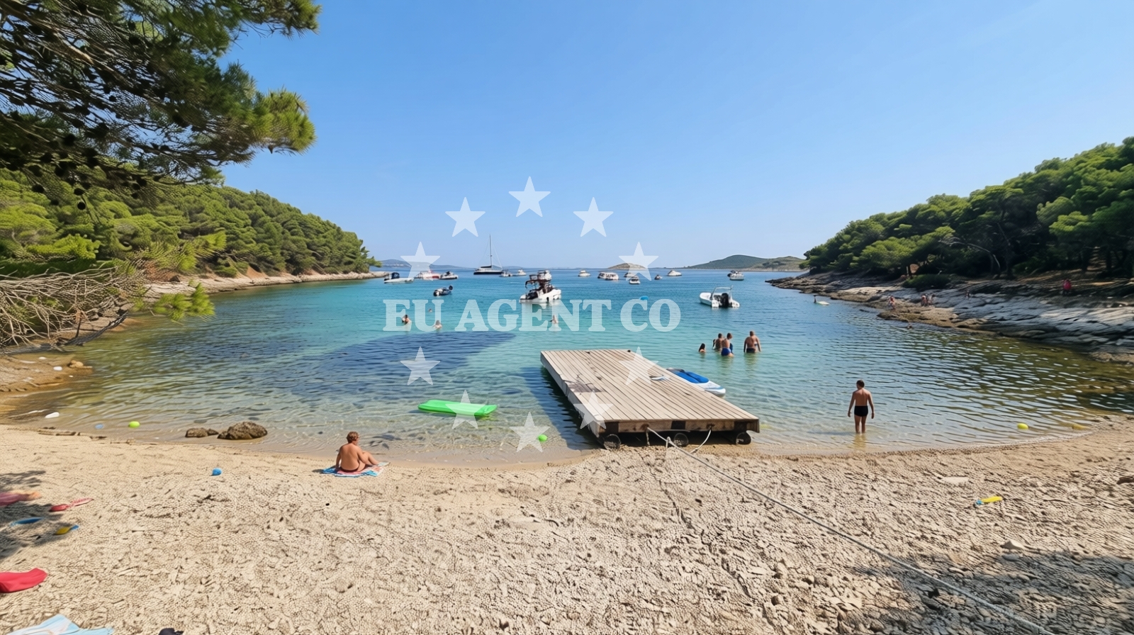 Overview of Kranje Beach, Vrgada in Ulica Zdeslava Turića Vila Vesper, Drage