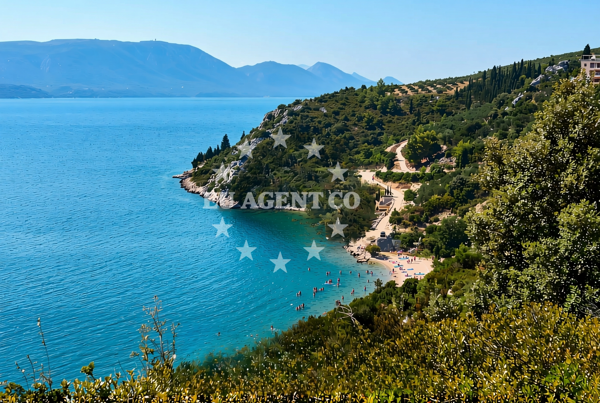 Shoreline and swimming area at Kremena: beaches and coves (2) in Kremena