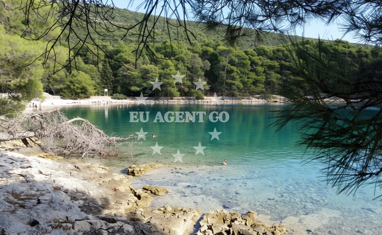 Additional view of Krivica beach in Rialto ulica 25, Veli Lošinj