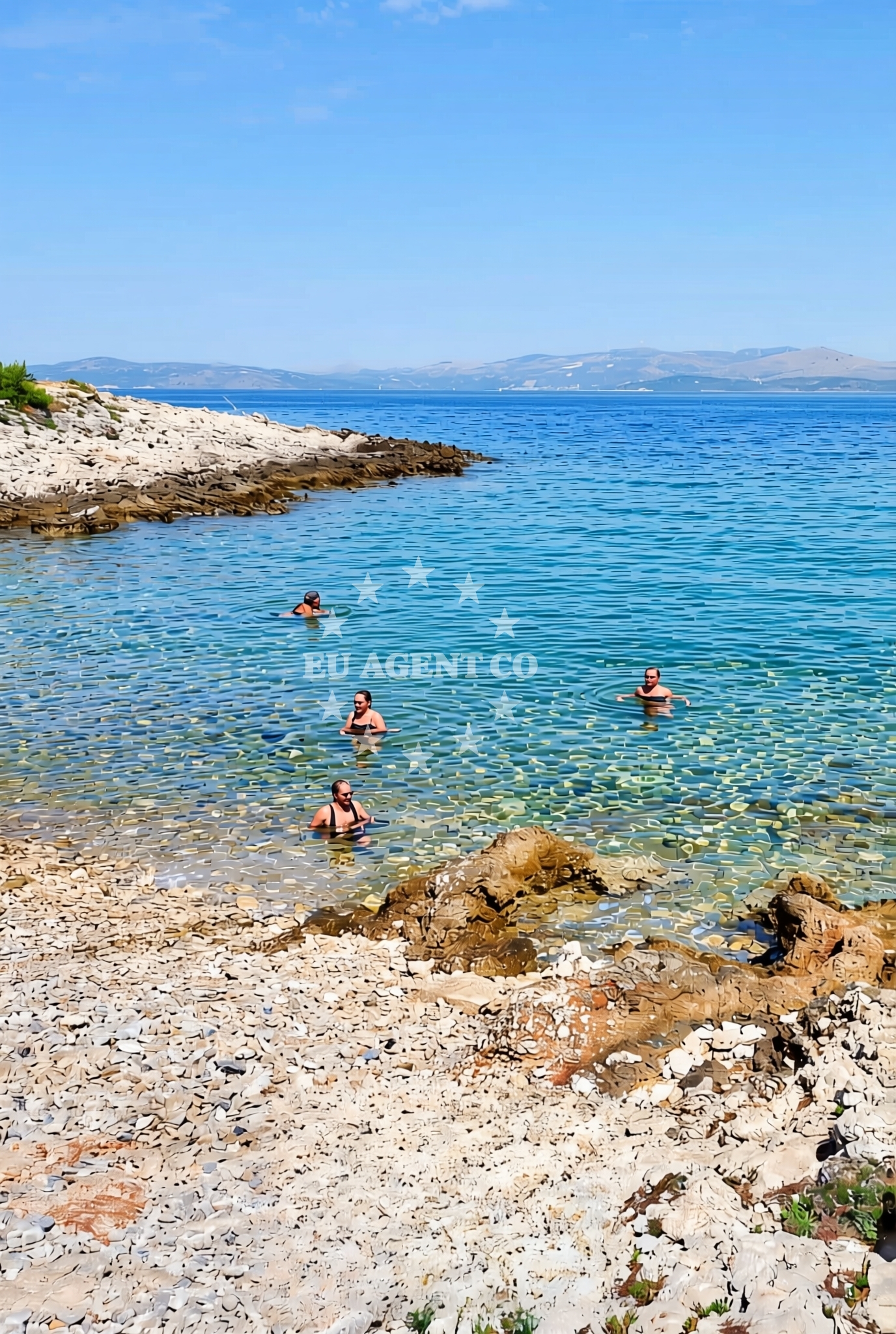 Additional view of Krusica beach in Stari put 46, Rogač