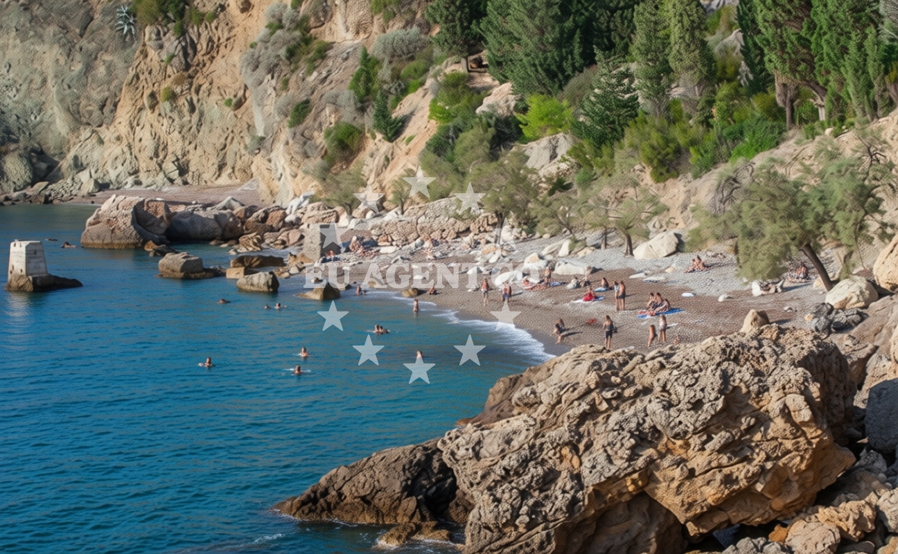 Sea and coastal view of Kupaliste Kupinovac in Tina Ujevića 15, Komiža