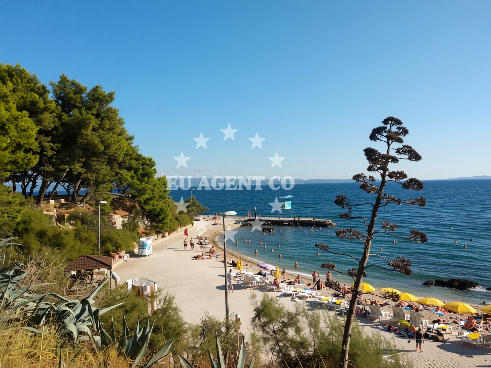 Beach facilities and surroundings at Kupaliste Ovcice in Ulica Ivana Gorana Kovačića 18, Split
