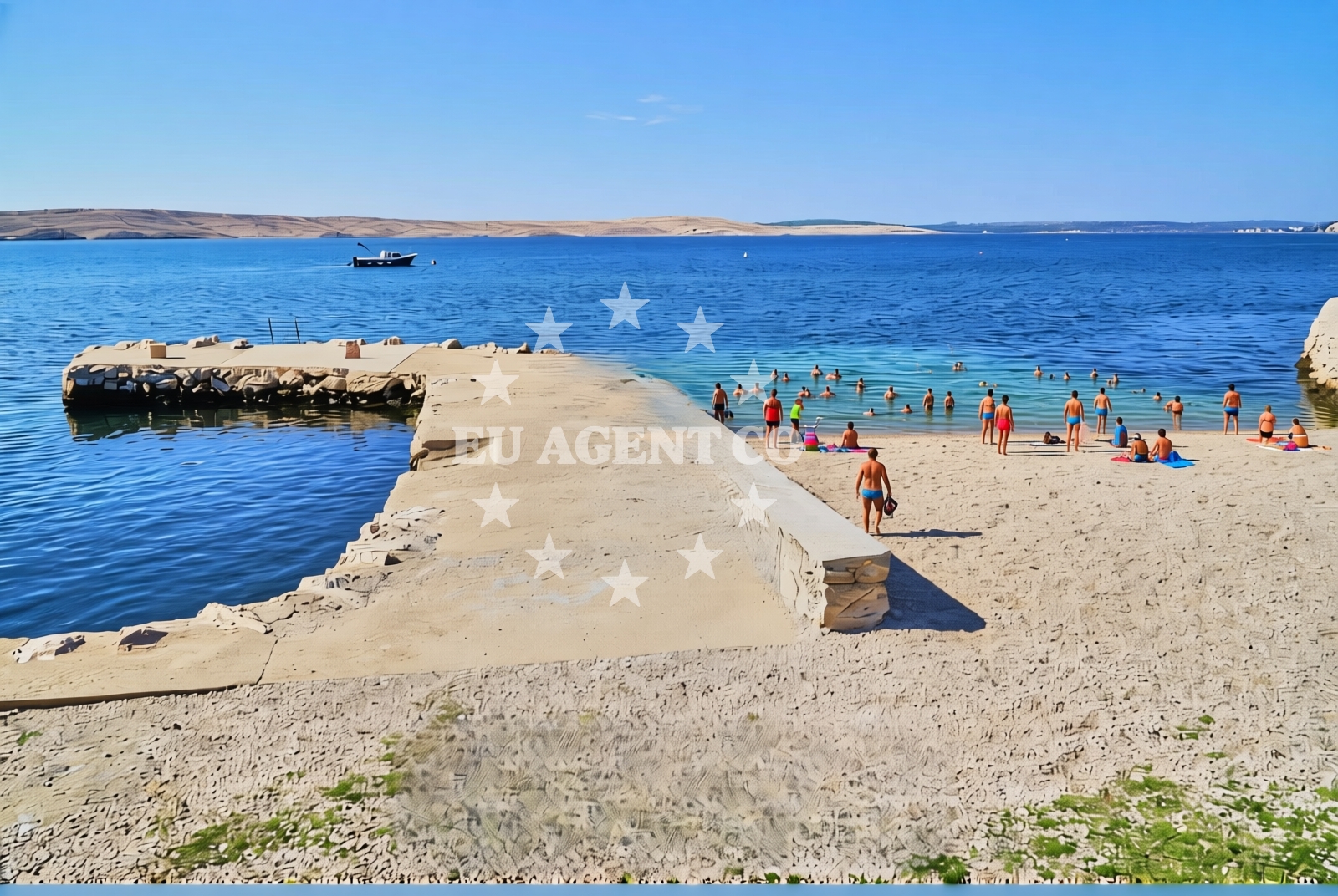 Additional view of Kustici beach in Vruja bb, Kustići