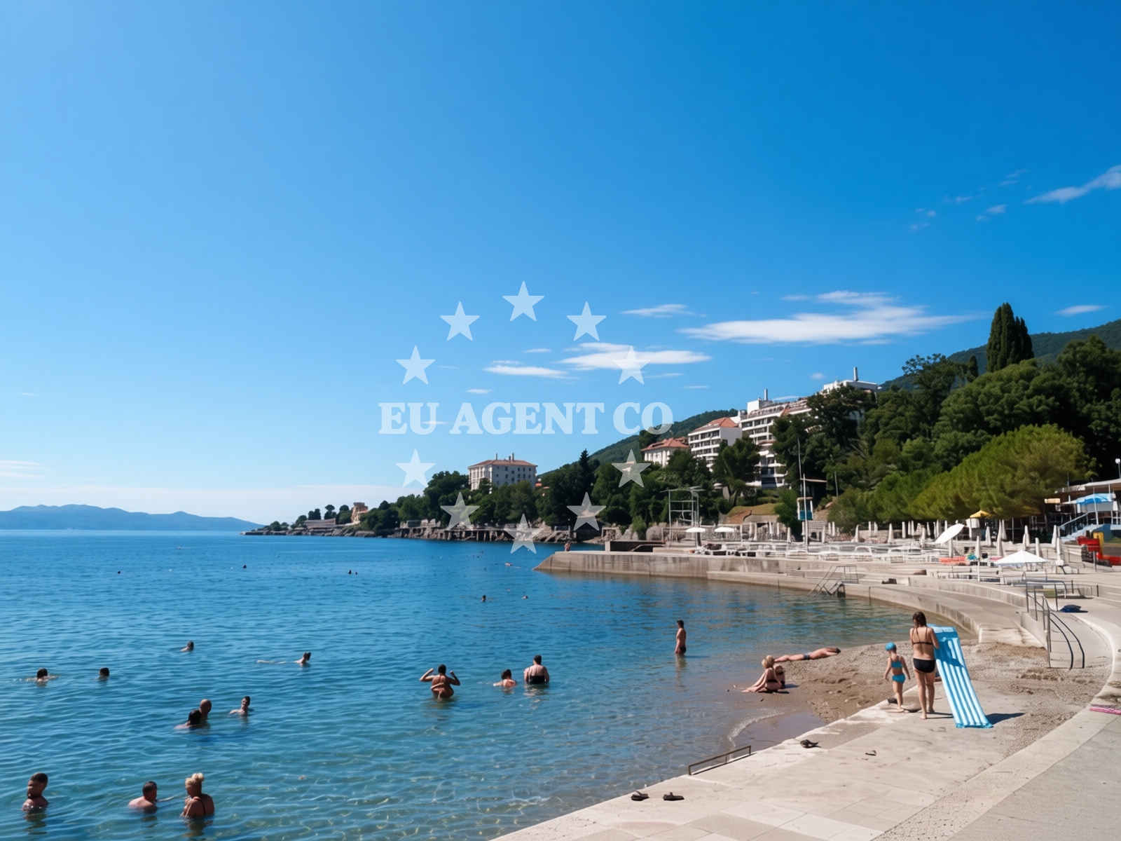 Beach facilities and surroundings at Kvarner beach in Ulica Lovora 15, Lovran
