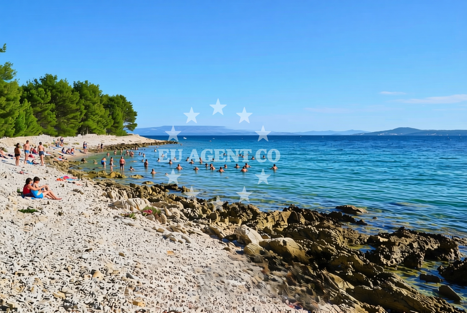 Additional view of Labadusa beach II in Uvala Duga, Okrug Gornji
