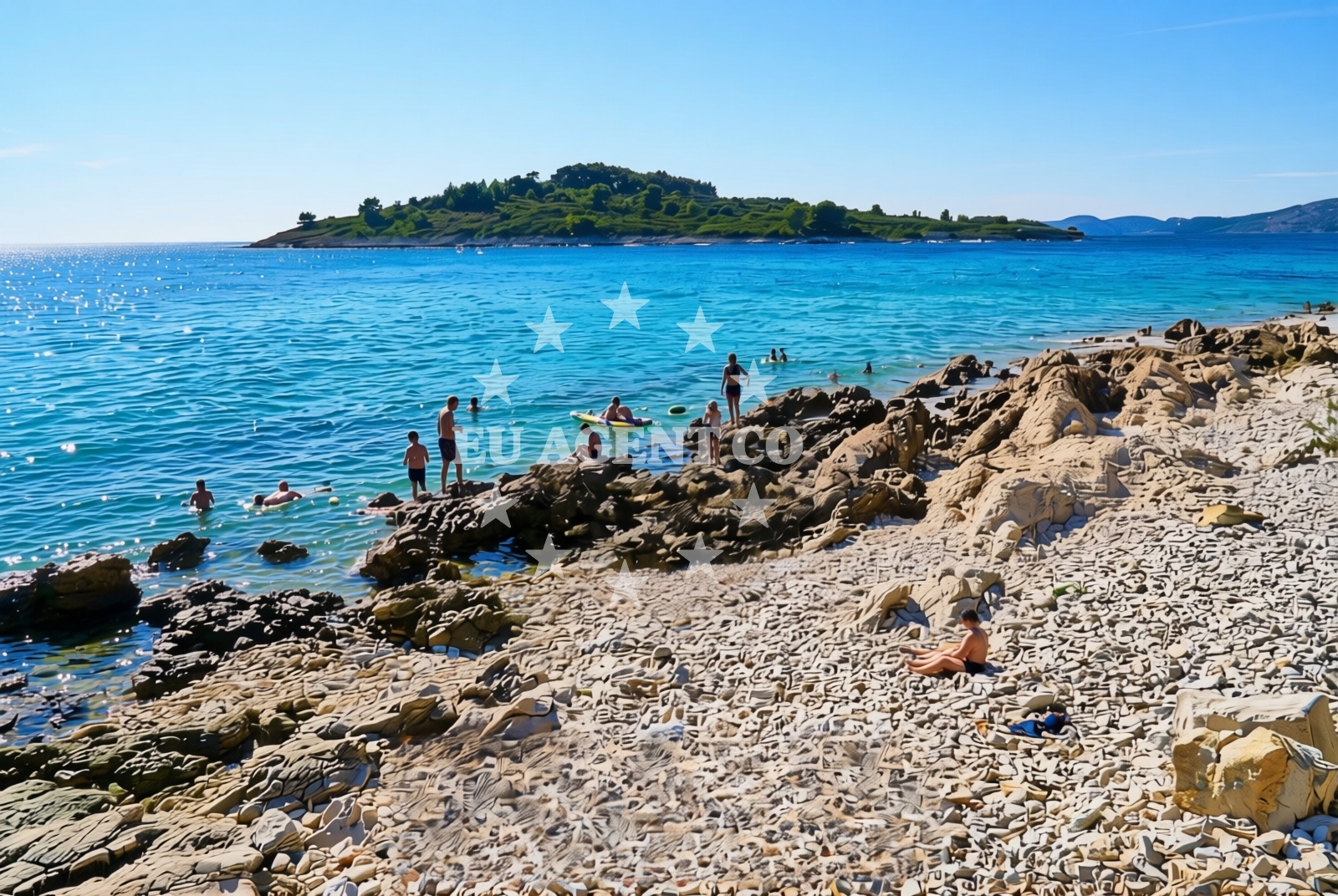 Additional view of Labadusa beach II in Uvala Duga, Okrug Gornji