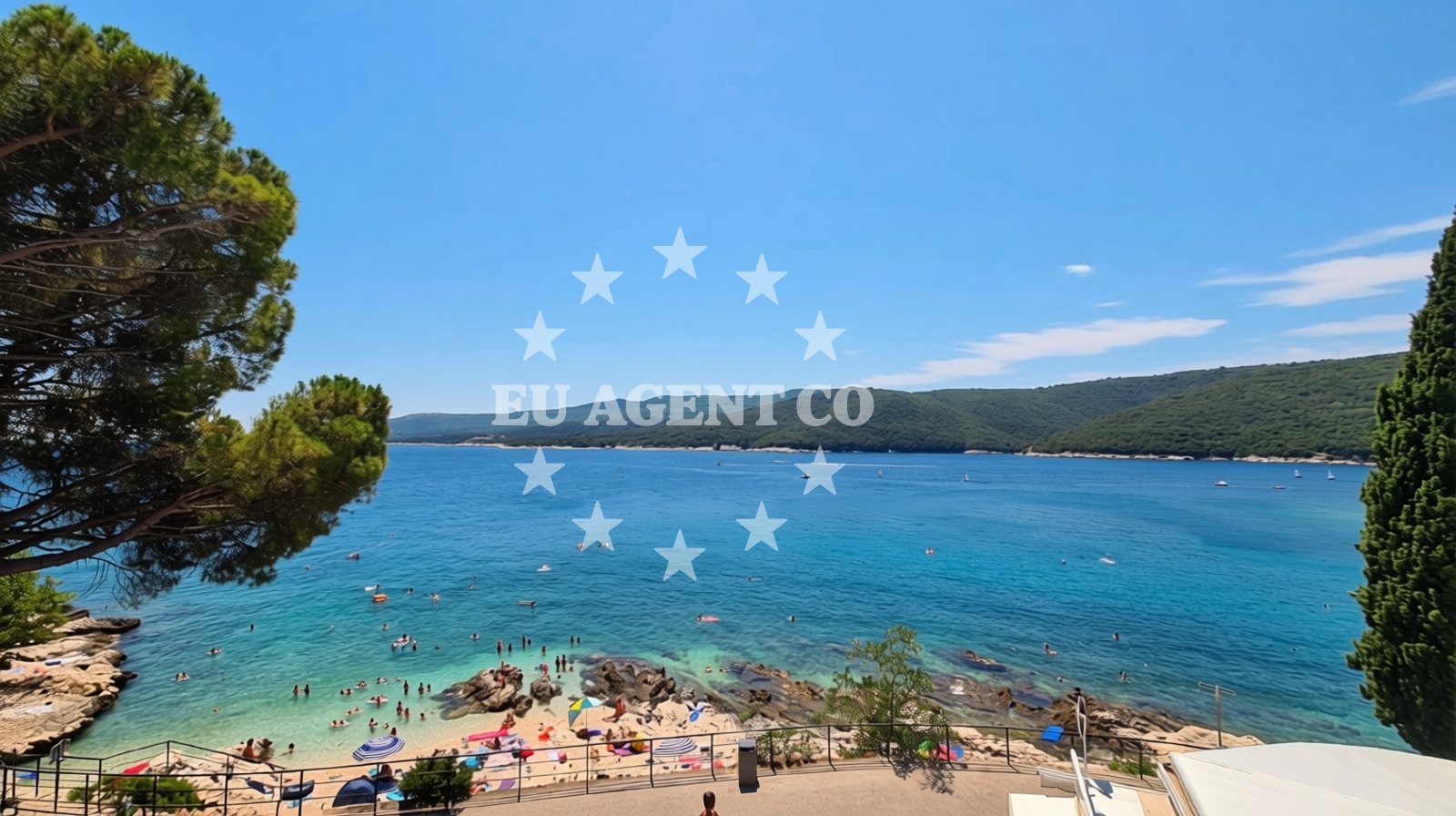 Additional view of Lanterna Beach in Lanterna 2, Rabac
