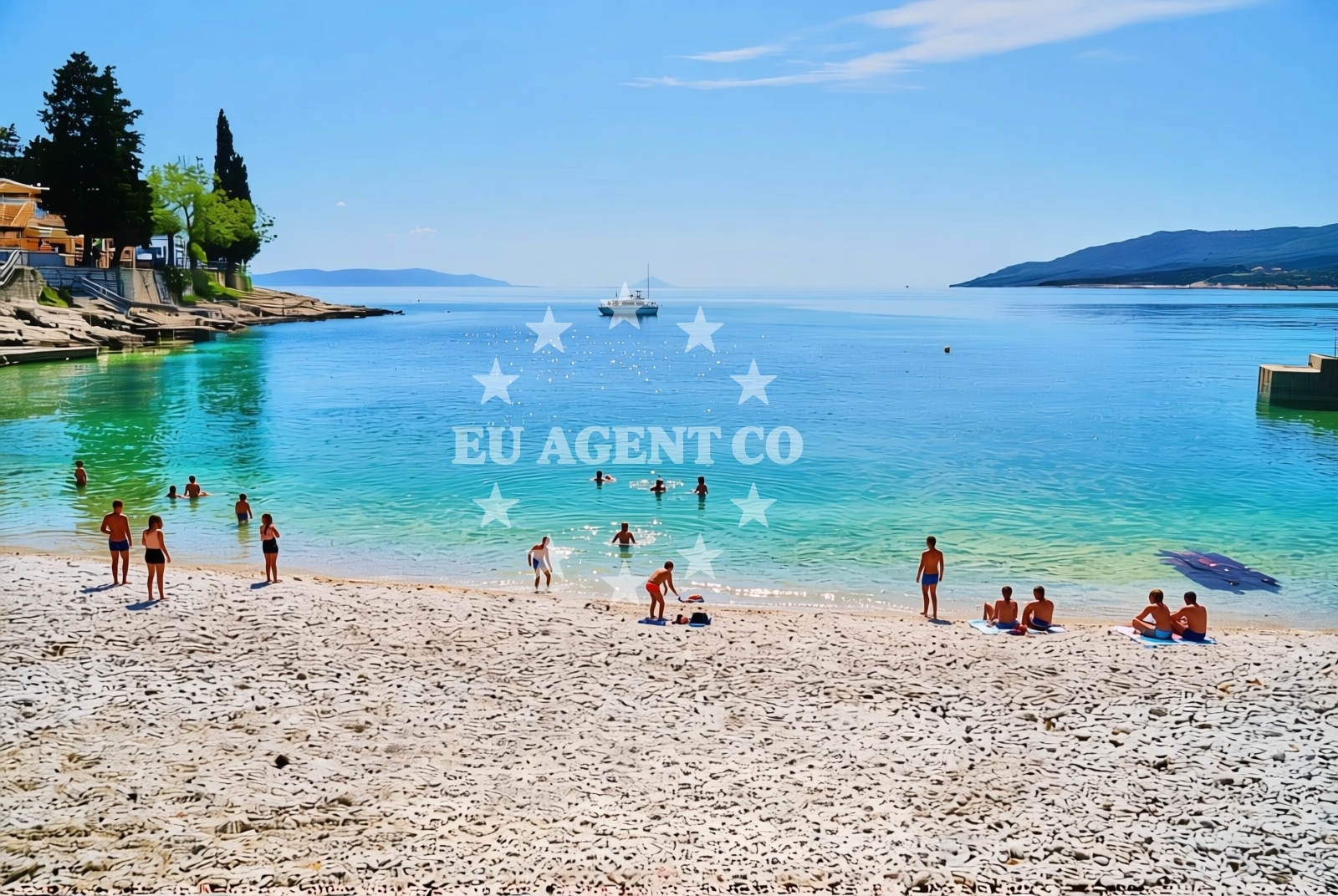 Additional view of Lanterna Beach in Lanterna 2, Rabac