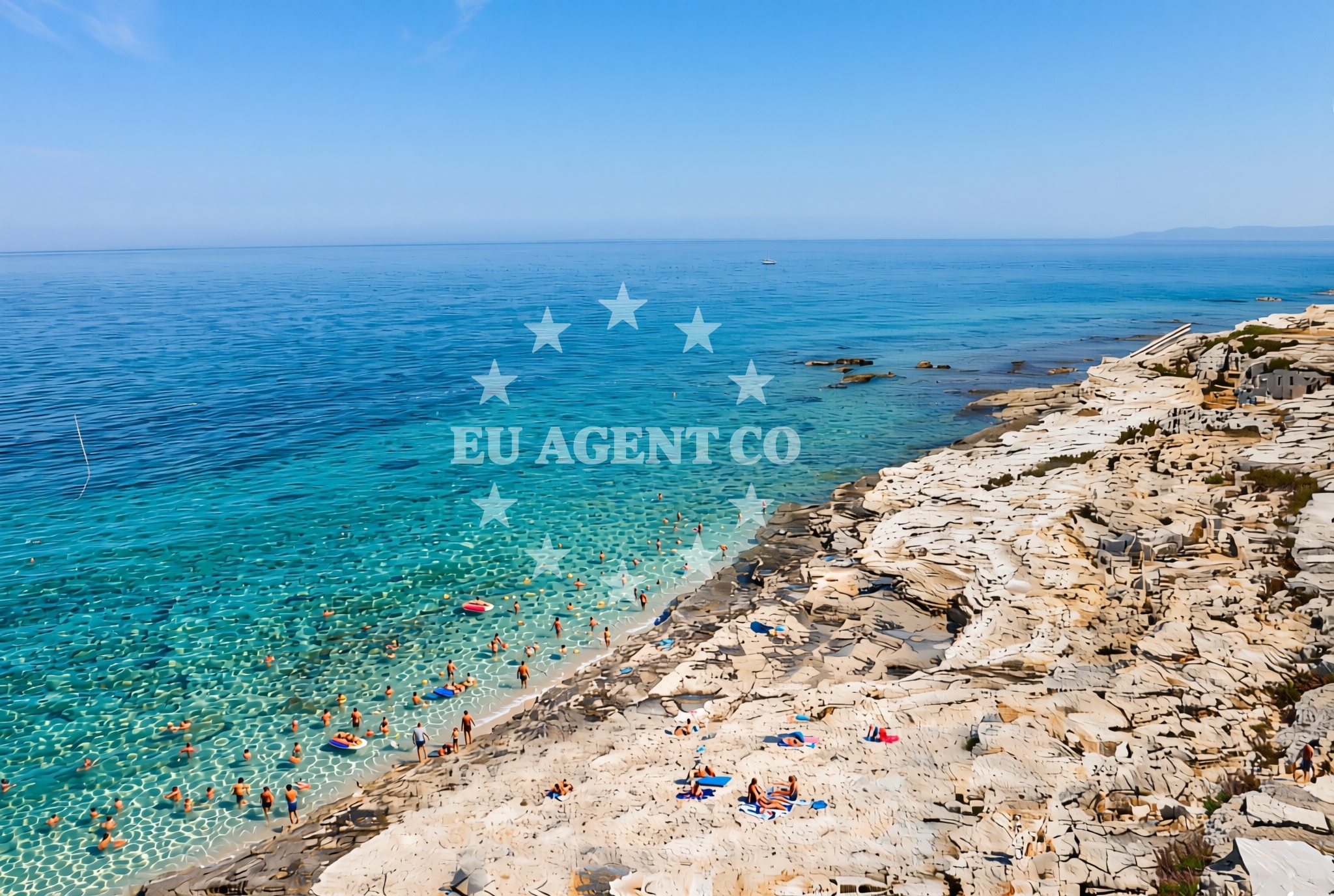 Overview of Lanterna istok (dog beach), Vabriga Beach in Lanterna istok (plaža za pse)