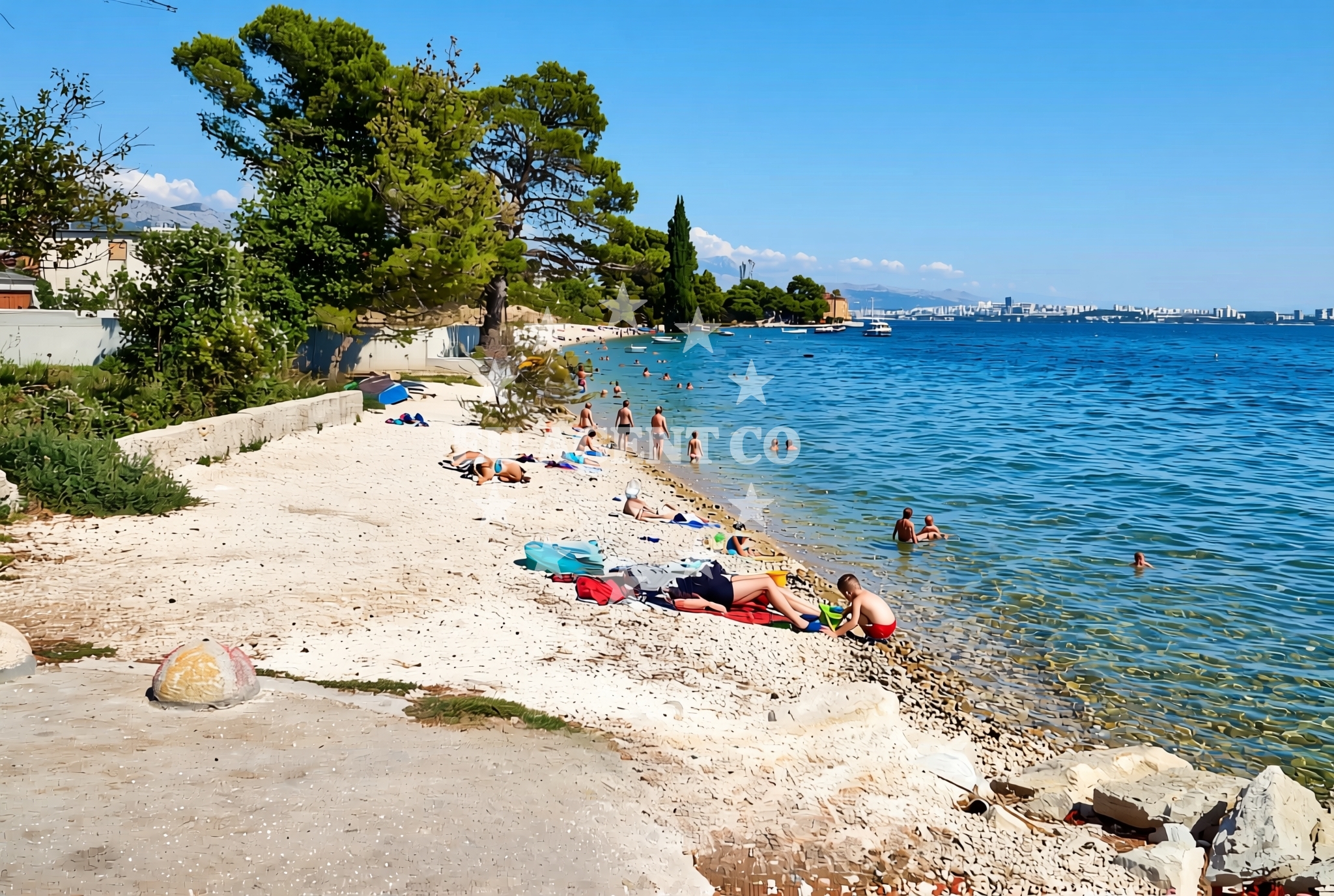 Overview of Lapotić, Kaštel Kambelovac Beach in Lapotić