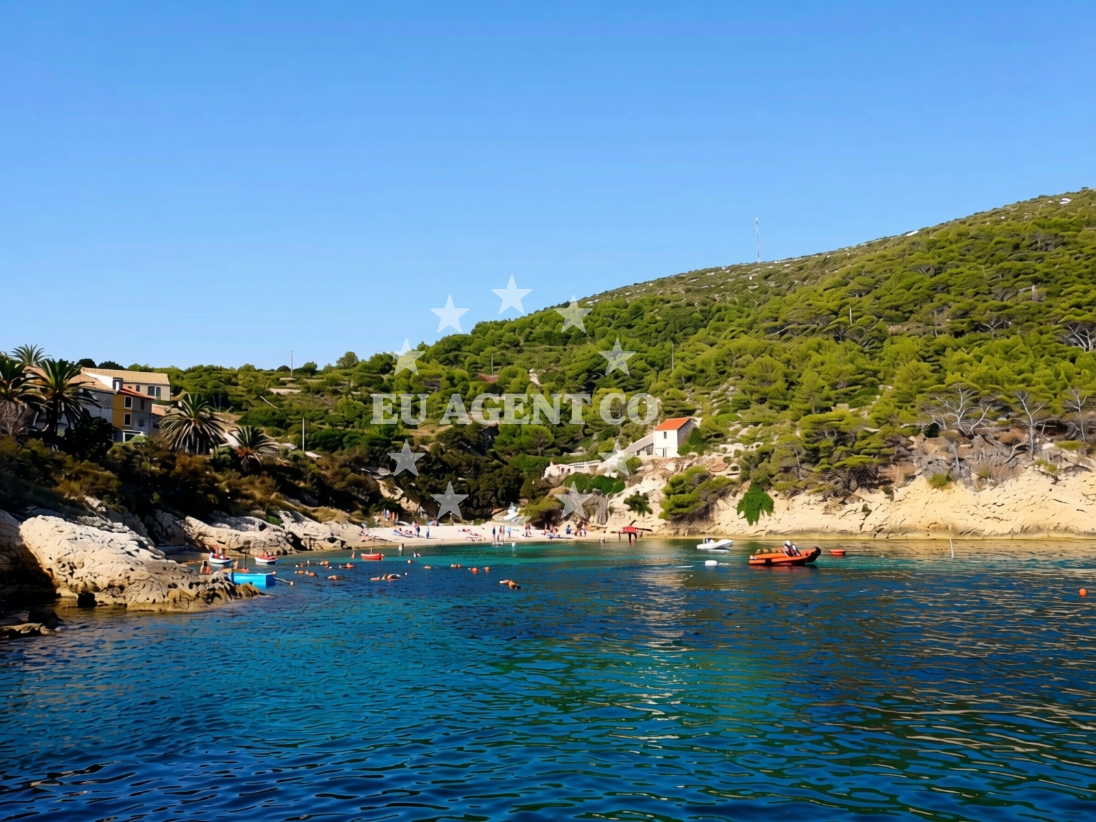 Sea and coastal view of Le Grand beach in Riva sv. Mikule 7, Komiža
