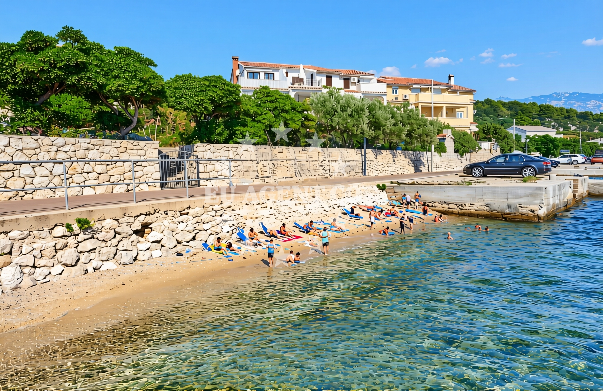 Beach facilities and surroundings at Leut, Barbat na Rabu (Rab) Beach in Leut