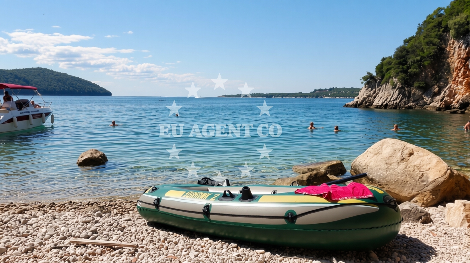 Shoreline and swimming area at Limski Kanal beach in KAPETANOVA STANCIJA 17, Vrsar