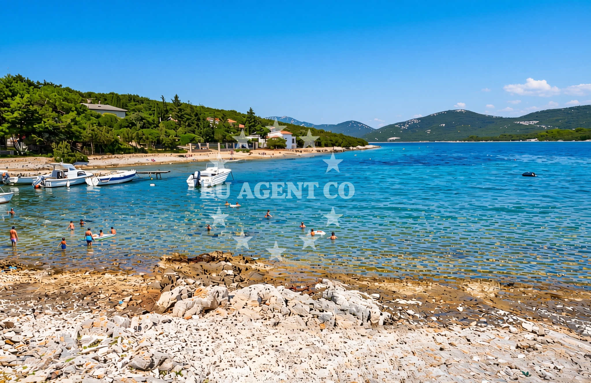 Overview of Liski zapad, Ćunski (Lošinj) Beach in Liski zapad