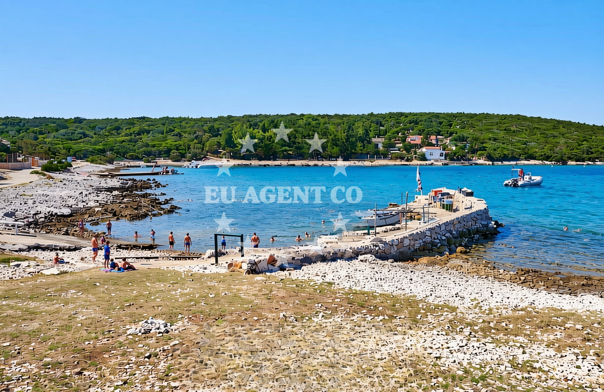 Shoreline and swimming area at Liski zapad, Ćunski (Lošinj) Beach in Liski zapad