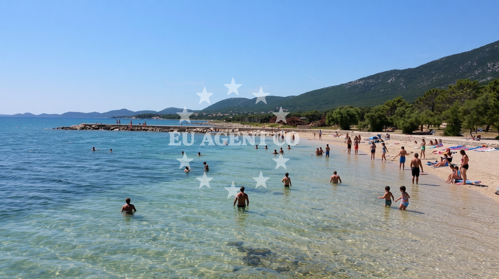 Overview of Lopari beach