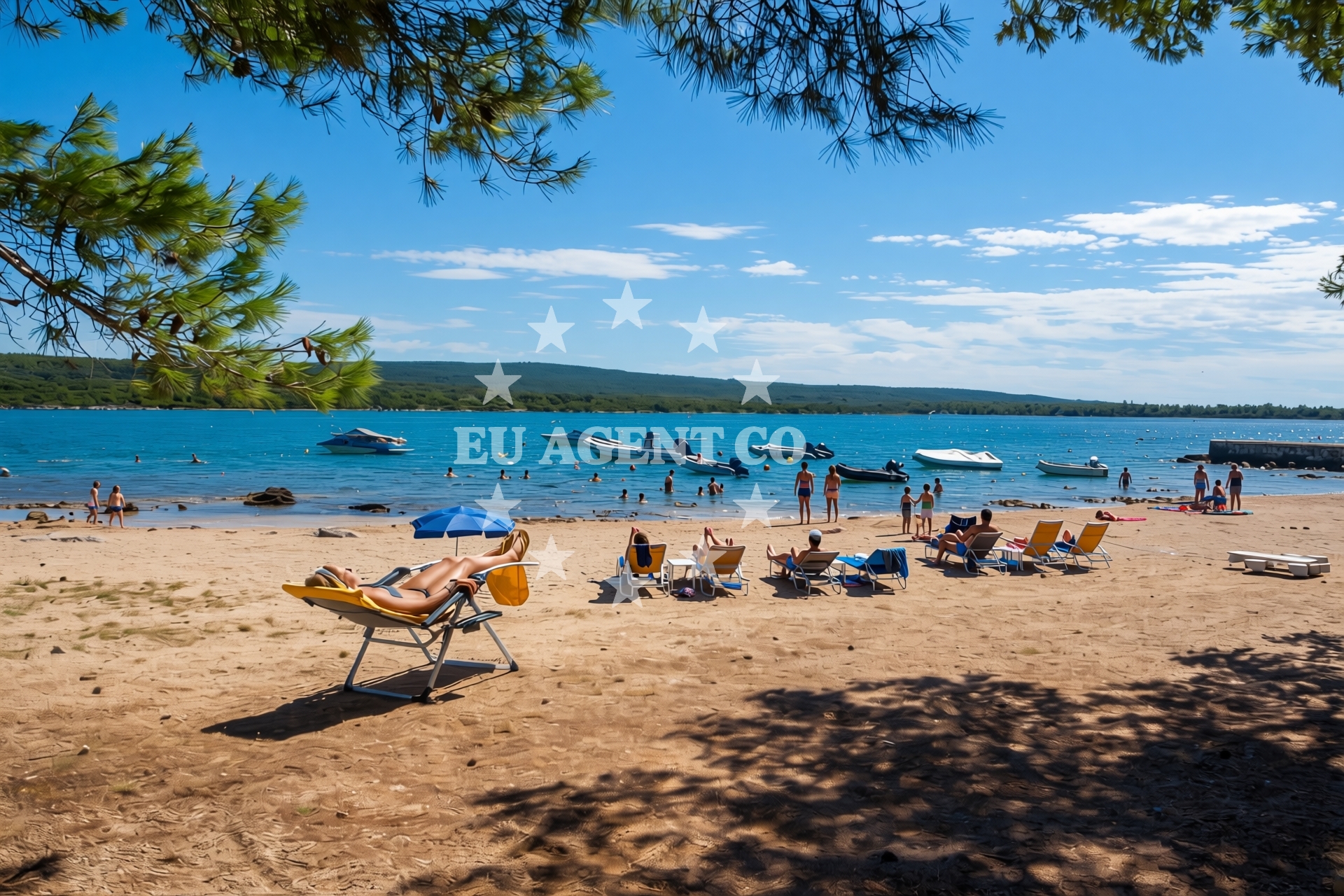 Additional view of Lopari beach