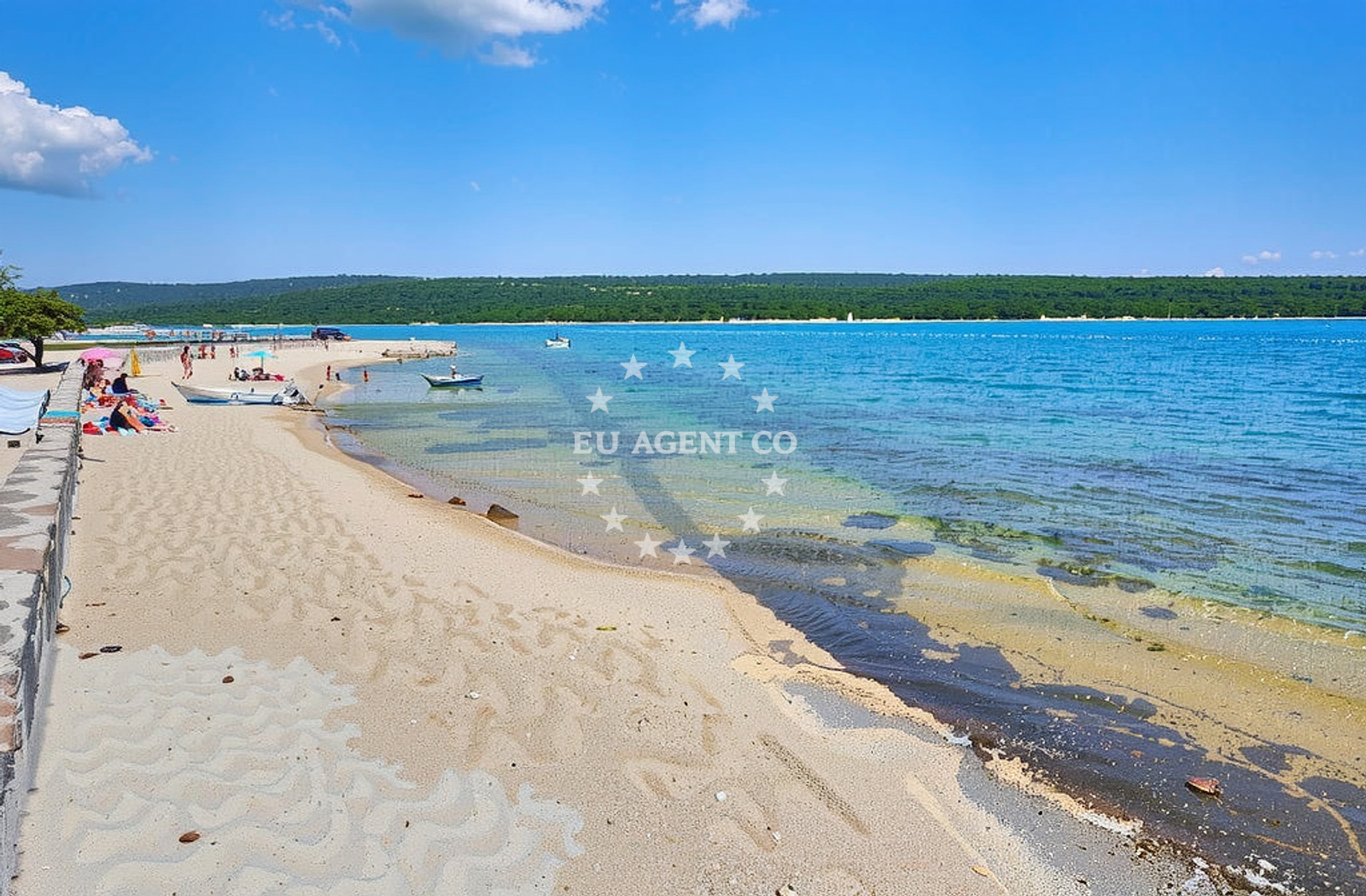 Additional view of Lopari beach