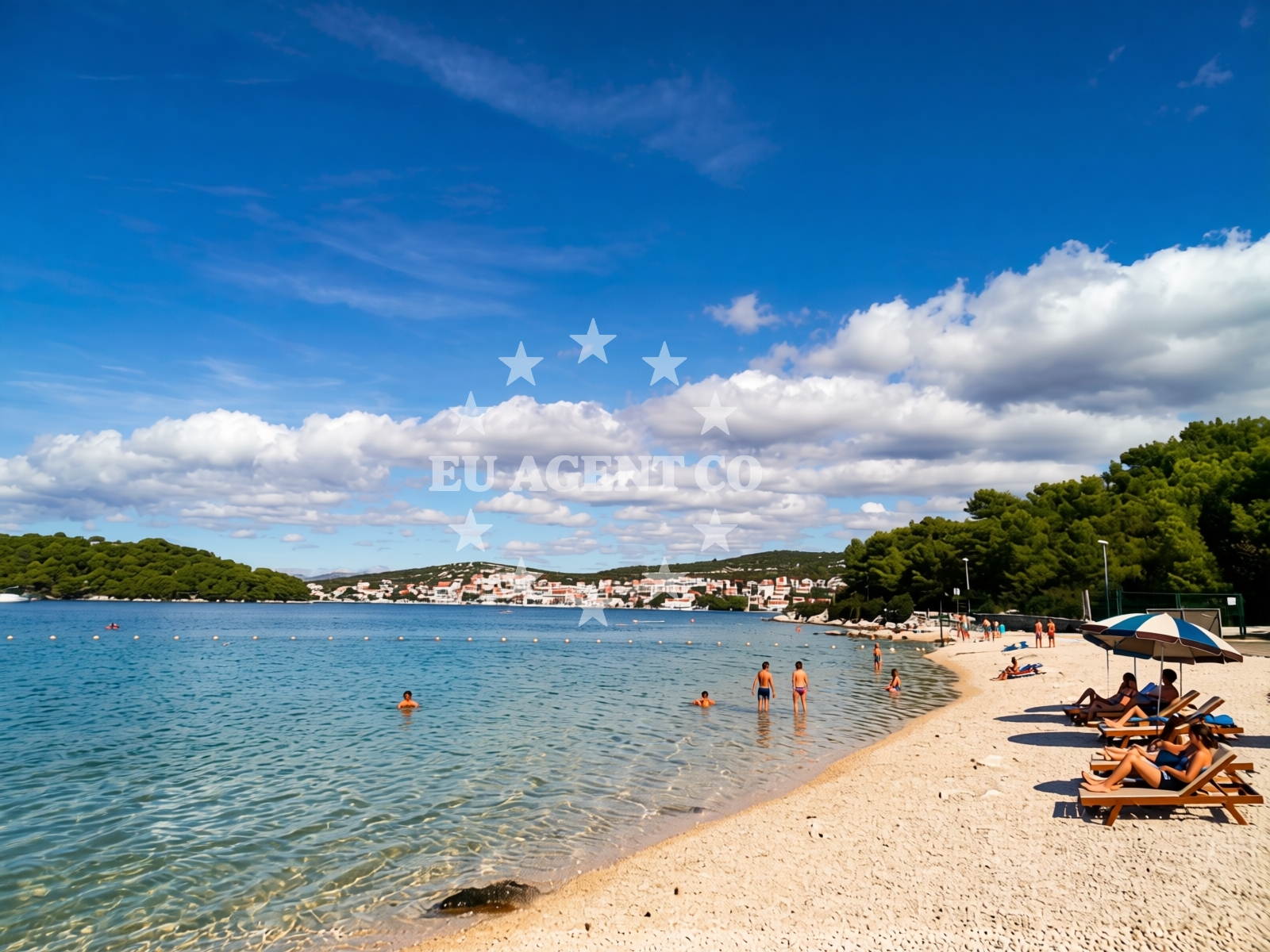 Additional view of Lovisca beach in Uvala Lovišća 1B, Jezera