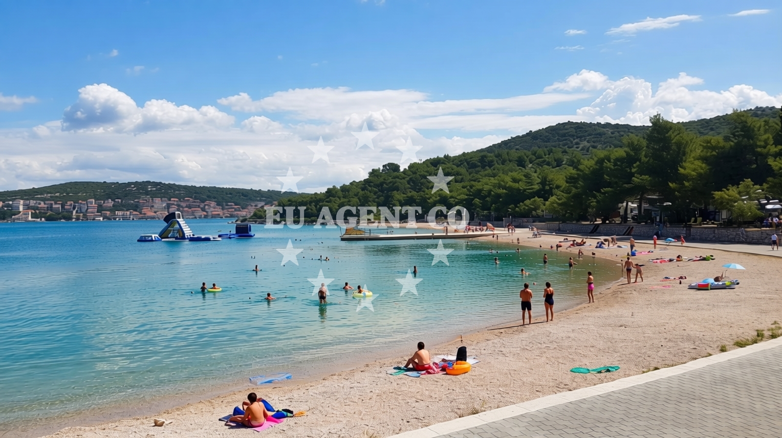 Additional view of Lovisca beach in Uvala Lovišća 1B, Jezera