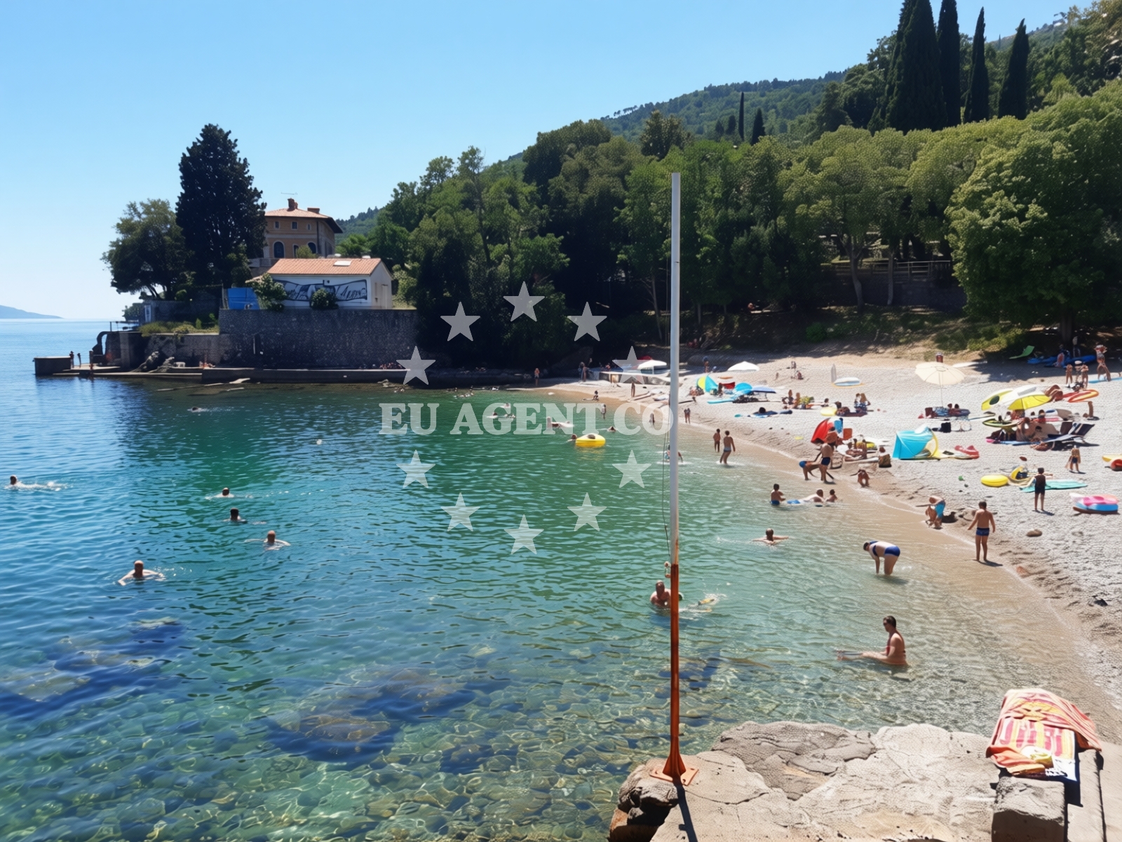 Sea and coastal view of Lovran beach in 9a Rezine Kat 1, stan 3, Lovran