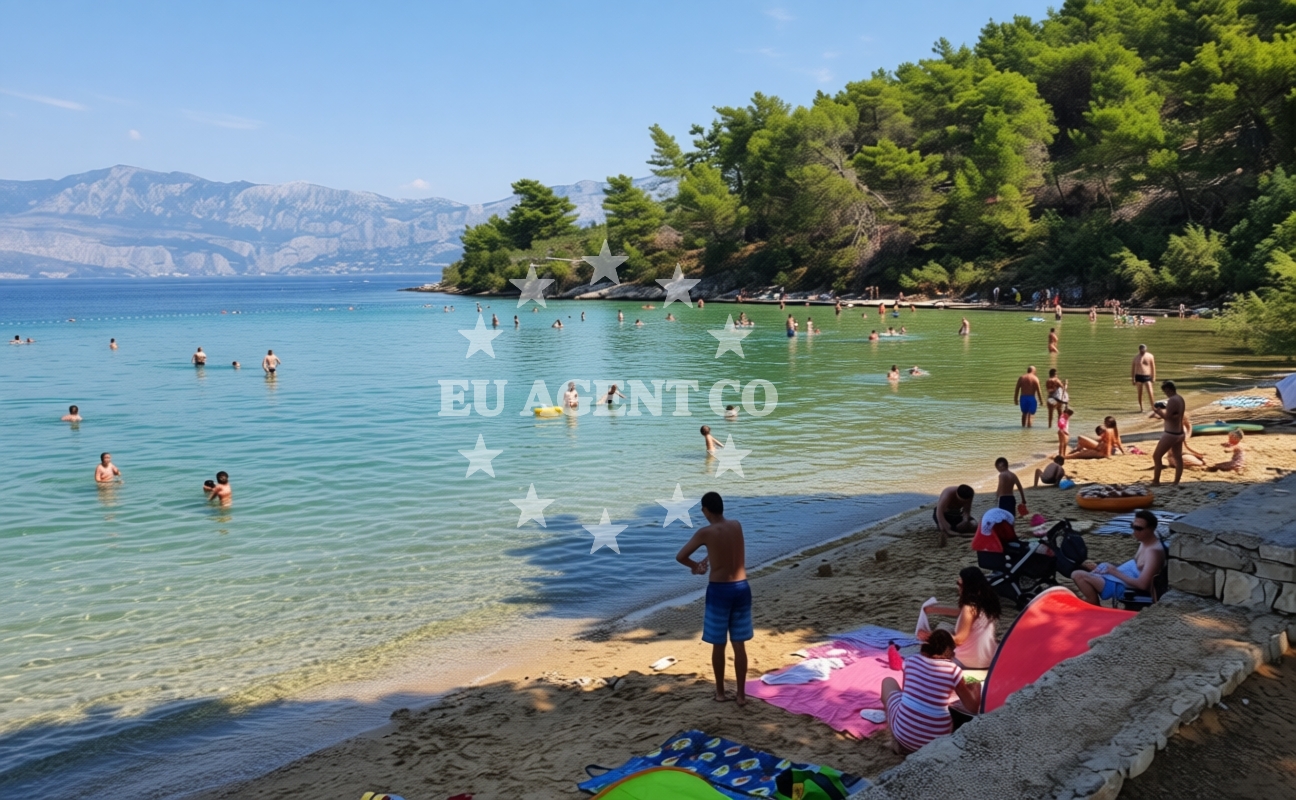 Additional view of Lovrecina beach in LOVREČINA, Postira