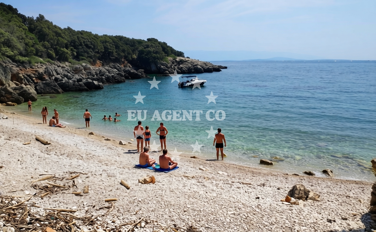 Additional view of Loznati Beach in Loznati 10, Cres