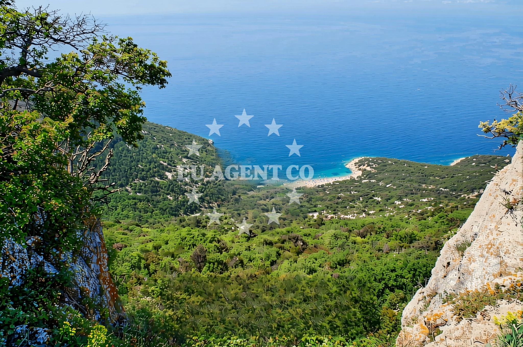 Shoreline and swimming area at Lubenice (Cres): beaches and coves (1) in Lubenice (Cres)