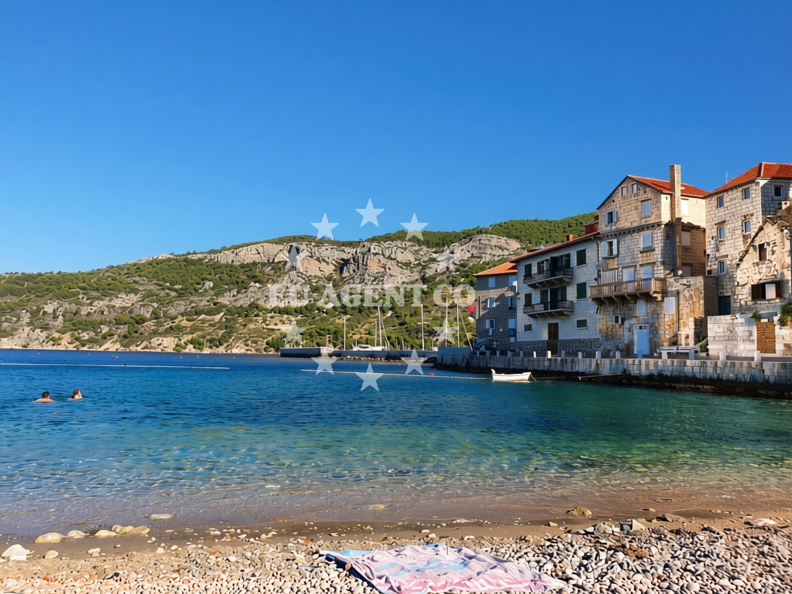 Additional view of Lucica beach in Tina Ujevića 15, Komiža