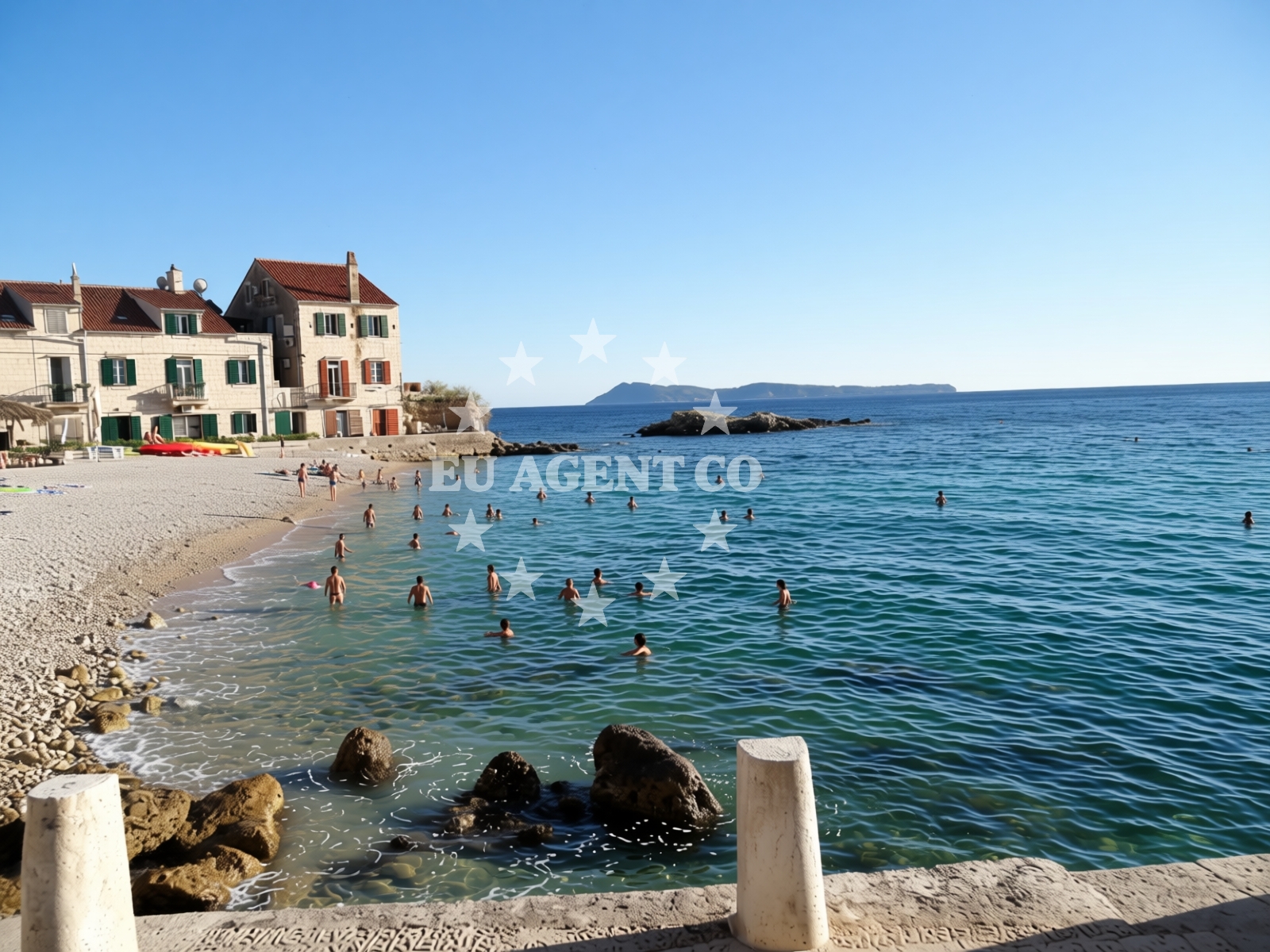 Additional view of Lucica beach in Tina Ujevića 15, Komiža