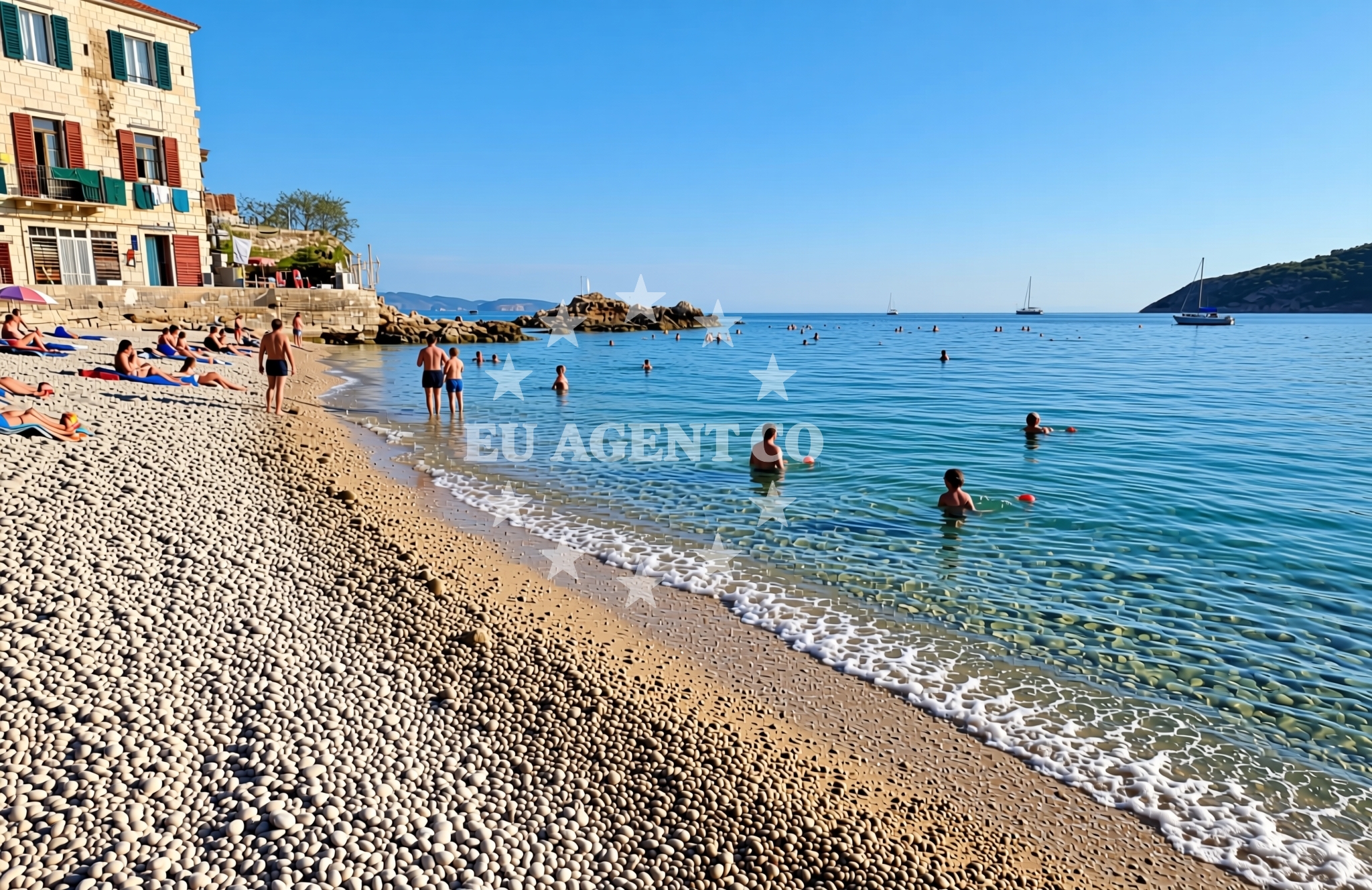 Additional view of Lucica beach in Tina Ujevića 15, Komiža