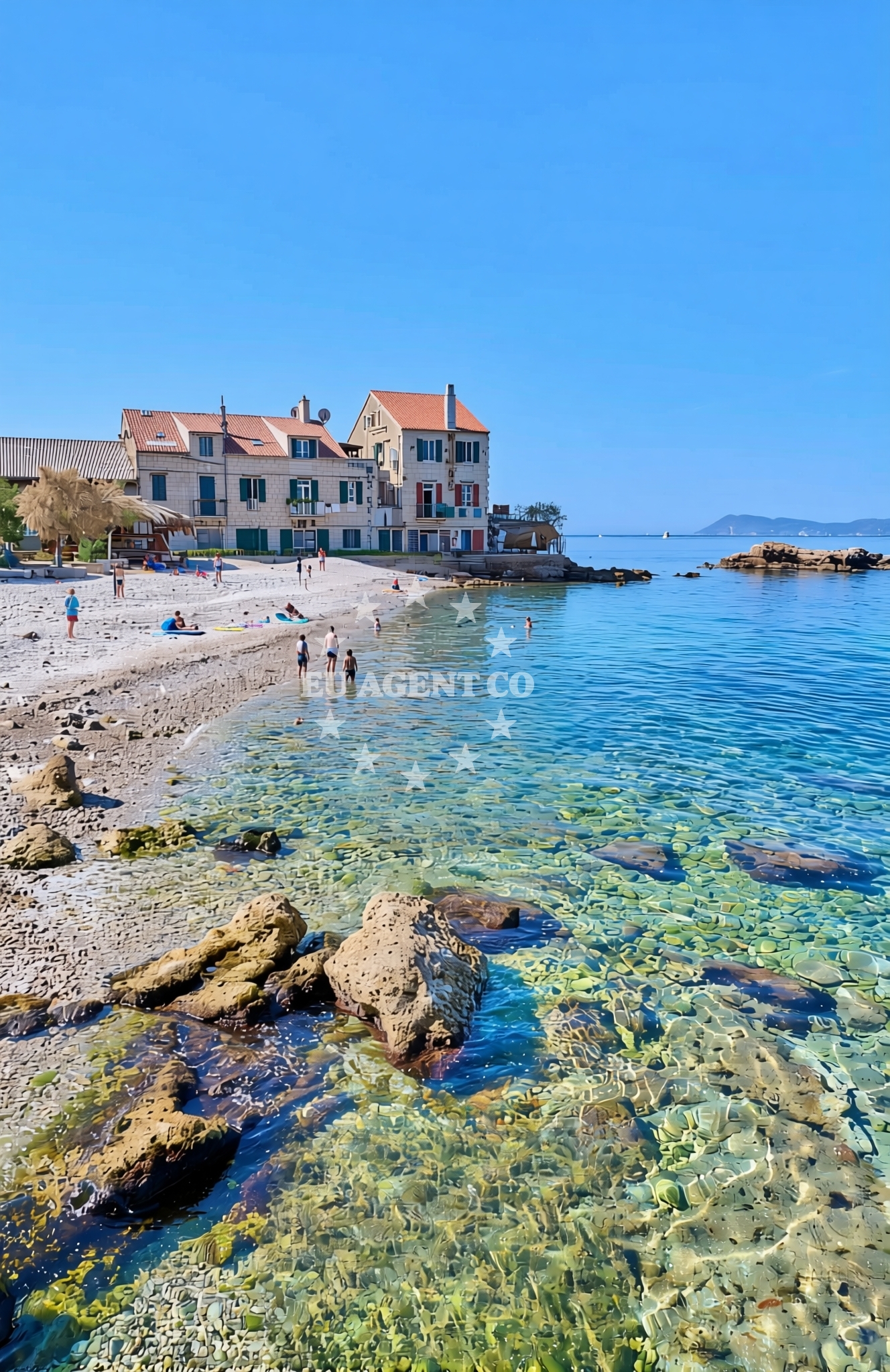 Additional view of Lucica beach in Tina Ujevića 15, Komiža