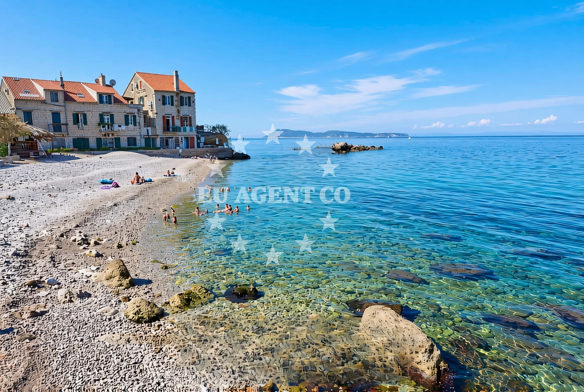 Additional view of Lucica beach in Tina Ujevića 15, Komiža