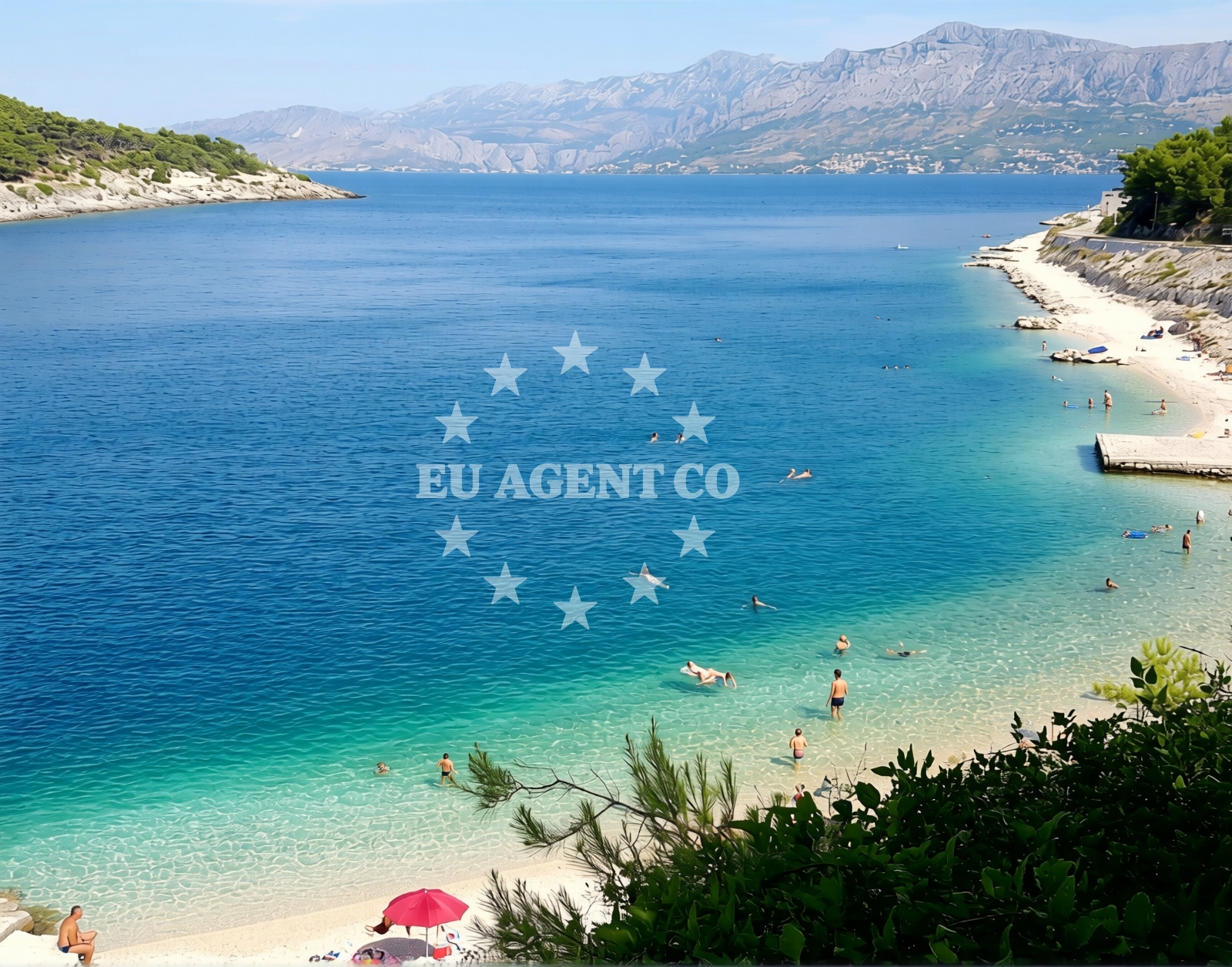 Shoreline and swimming area at Lucica beach in Lumbordica 6, Pučišća