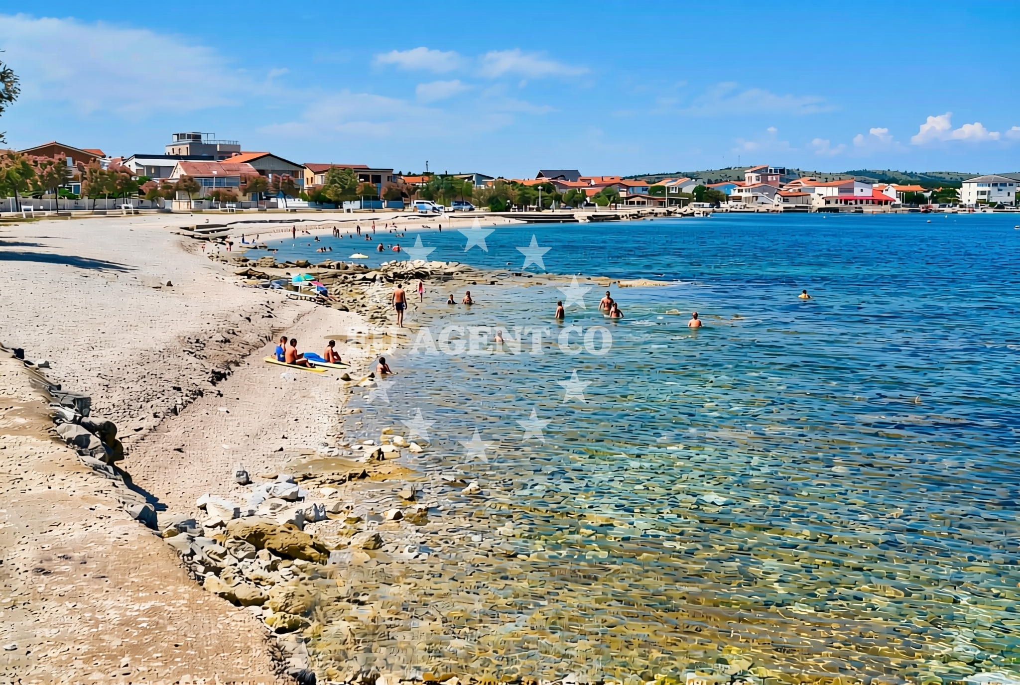 Shoreline and swimming area at Lučica istok, Vir (Vir) Beach in Lučica istok
