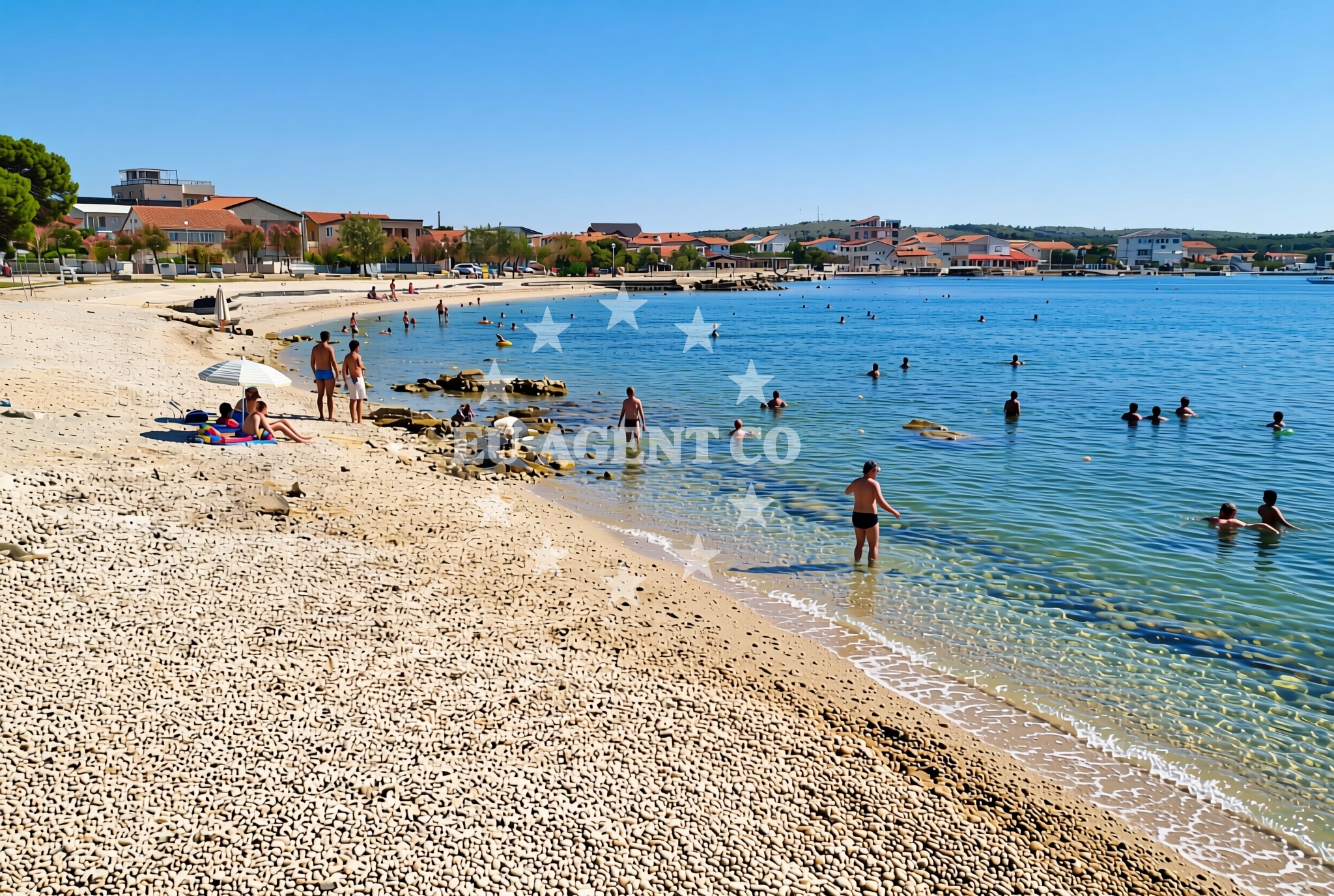 Beach facilities and surroundings at Lučica istok, Vir (Vir) Beach in Lučica istok
