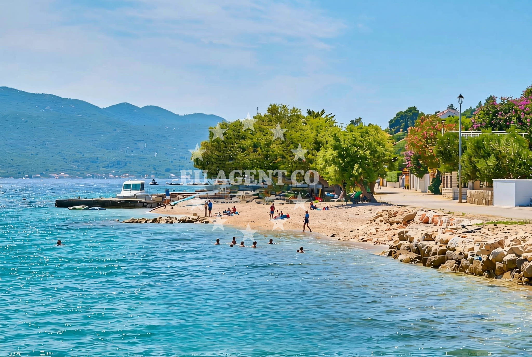 Shoreline and swimming area at Lučica Montun istok, Viganj Beach in Lučica Montun istok
