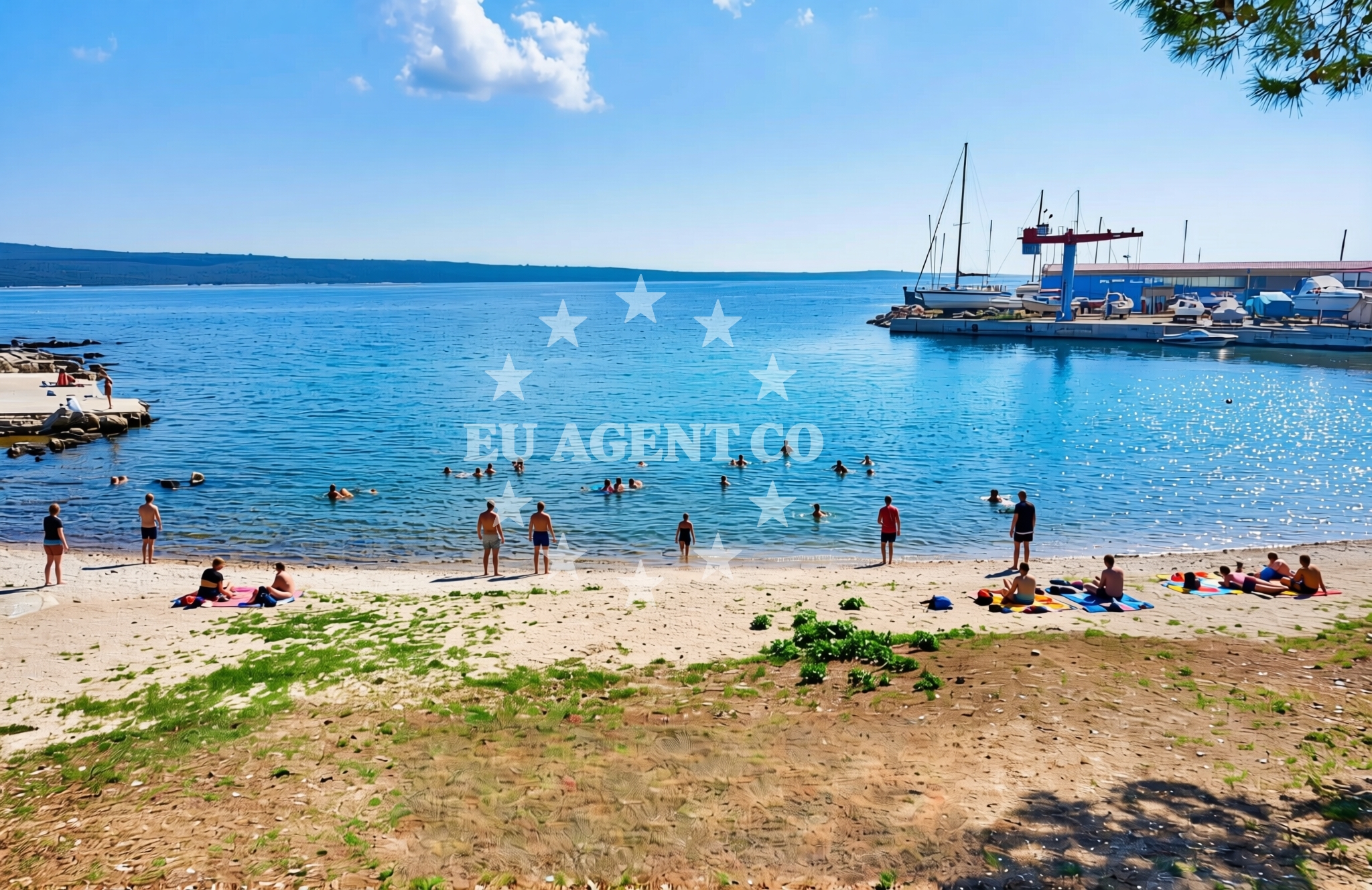 Shoreline and swimming area at Lučica, Nerezine (Lošinj) Beach in Lučica