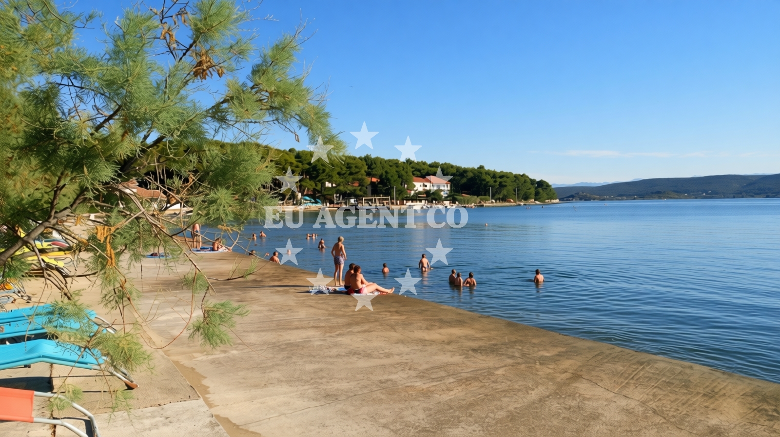 Shoreline and swimming area at Lucina beach in Lučina 7, Pašman